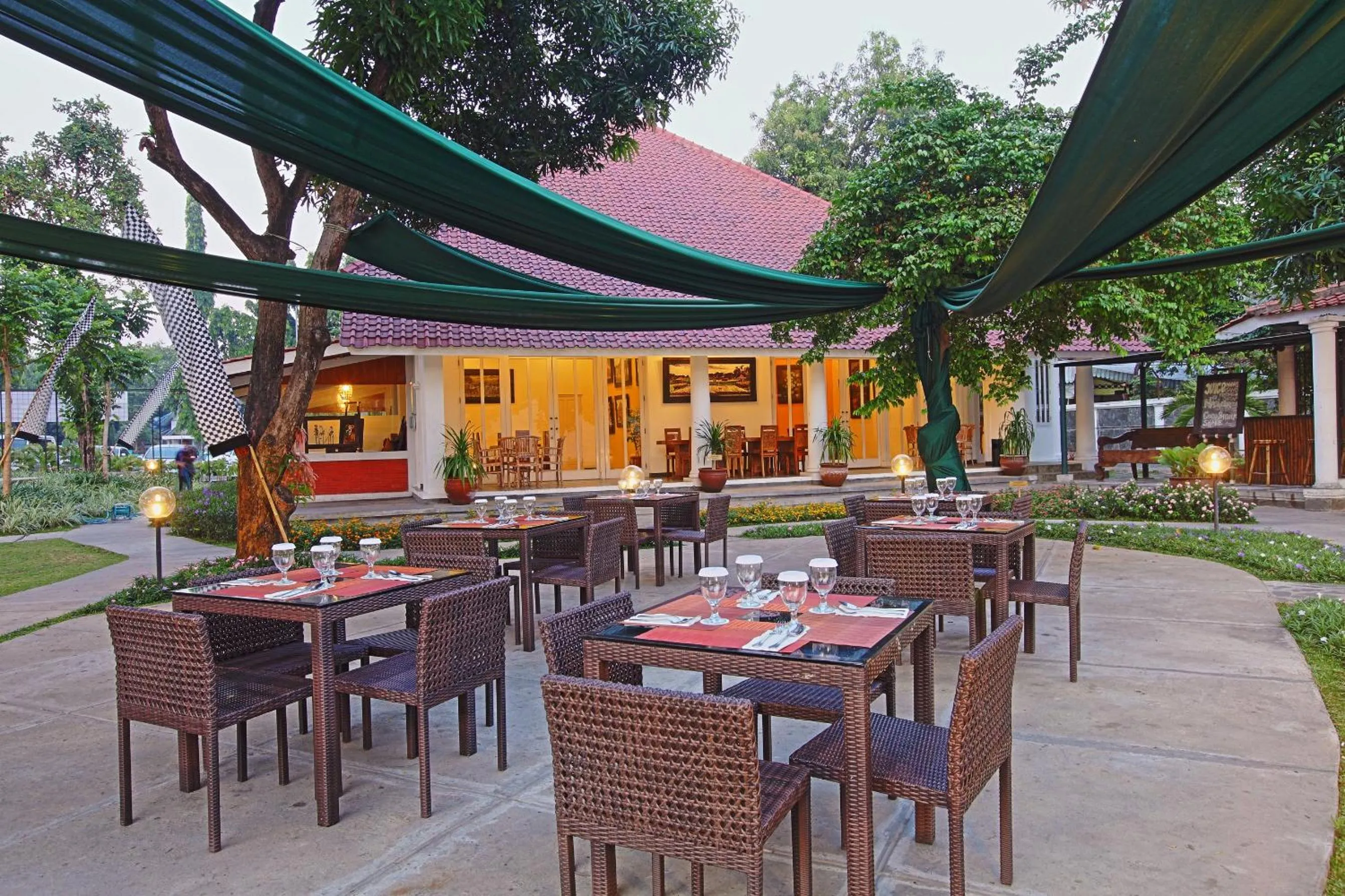 Garden view in Metland Hotel Cirebon