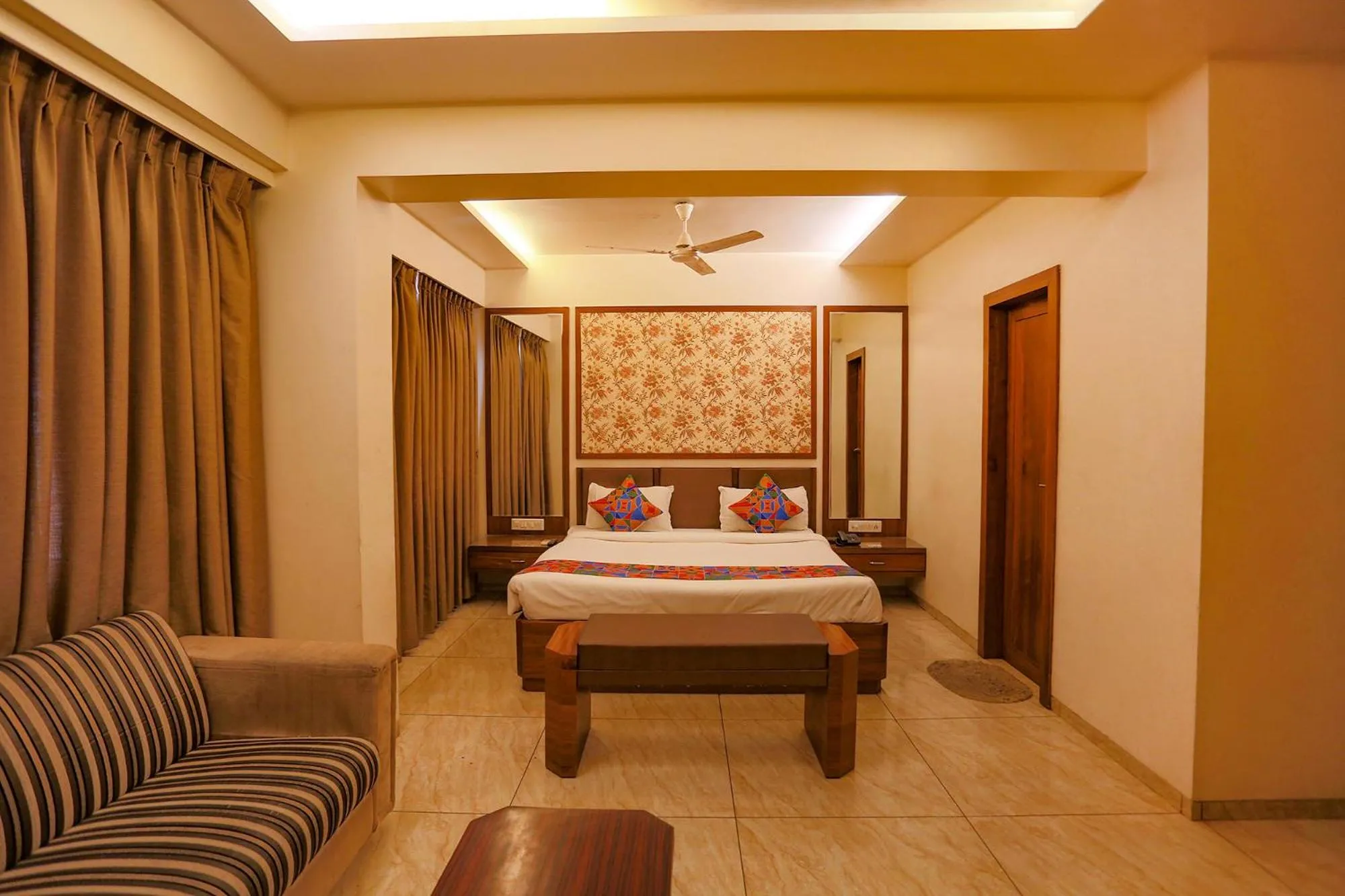 Bed in FabHotel Surya