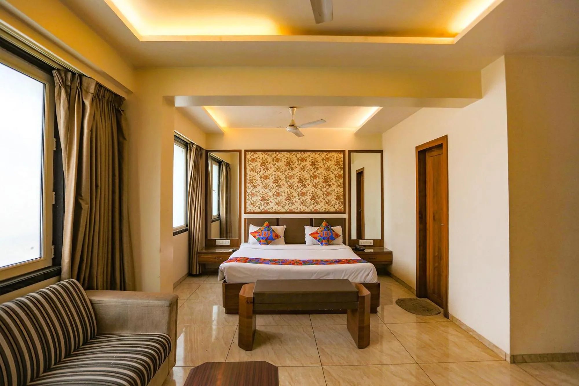 Bed in FabHotel Surya