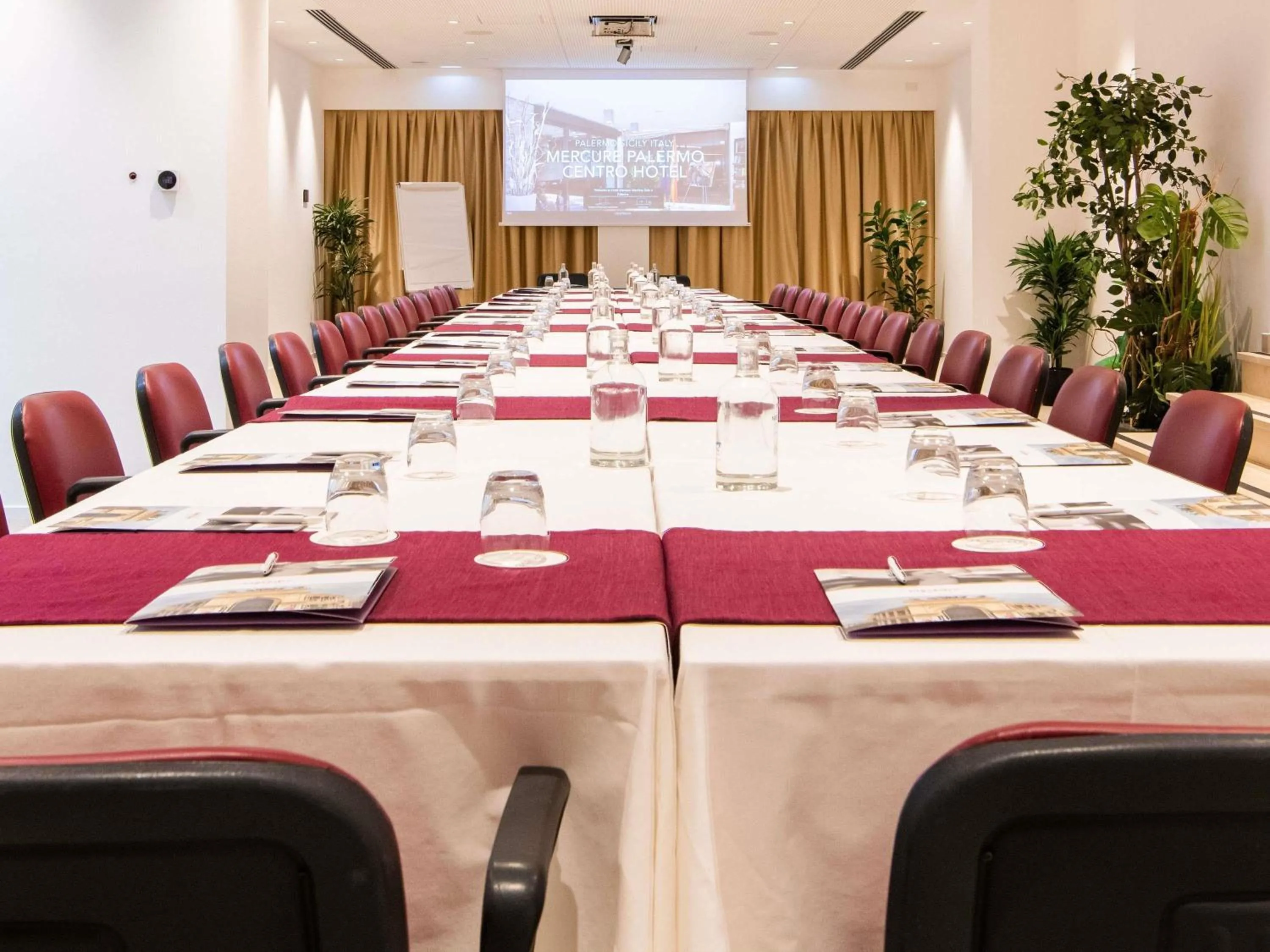 Meeting/conference room in Mercure Palermo Centro