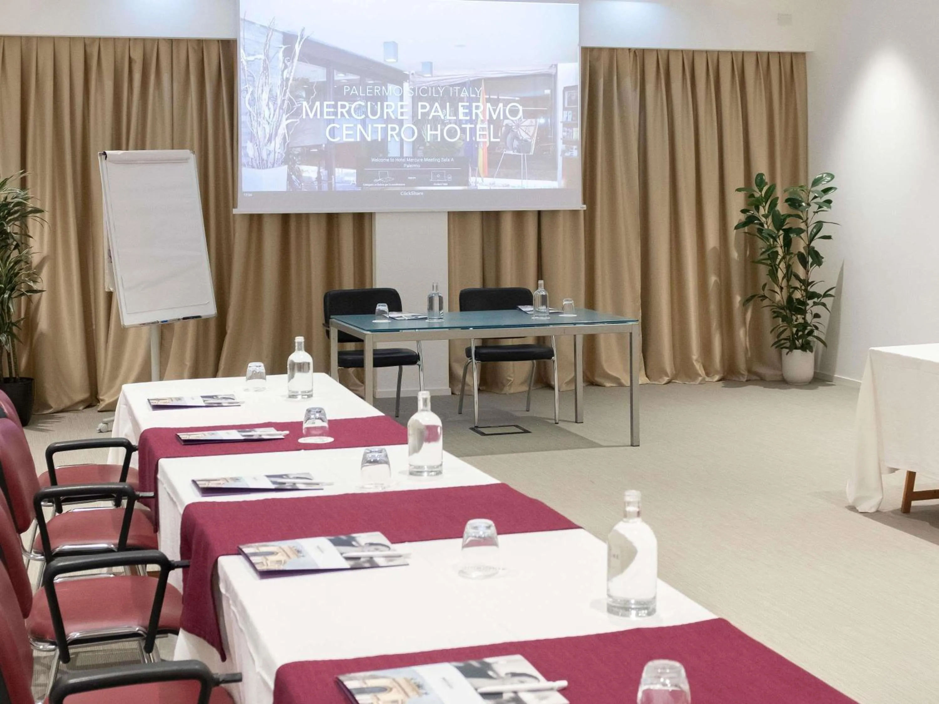 Meeting/conference room in Mercure Palermo Centro