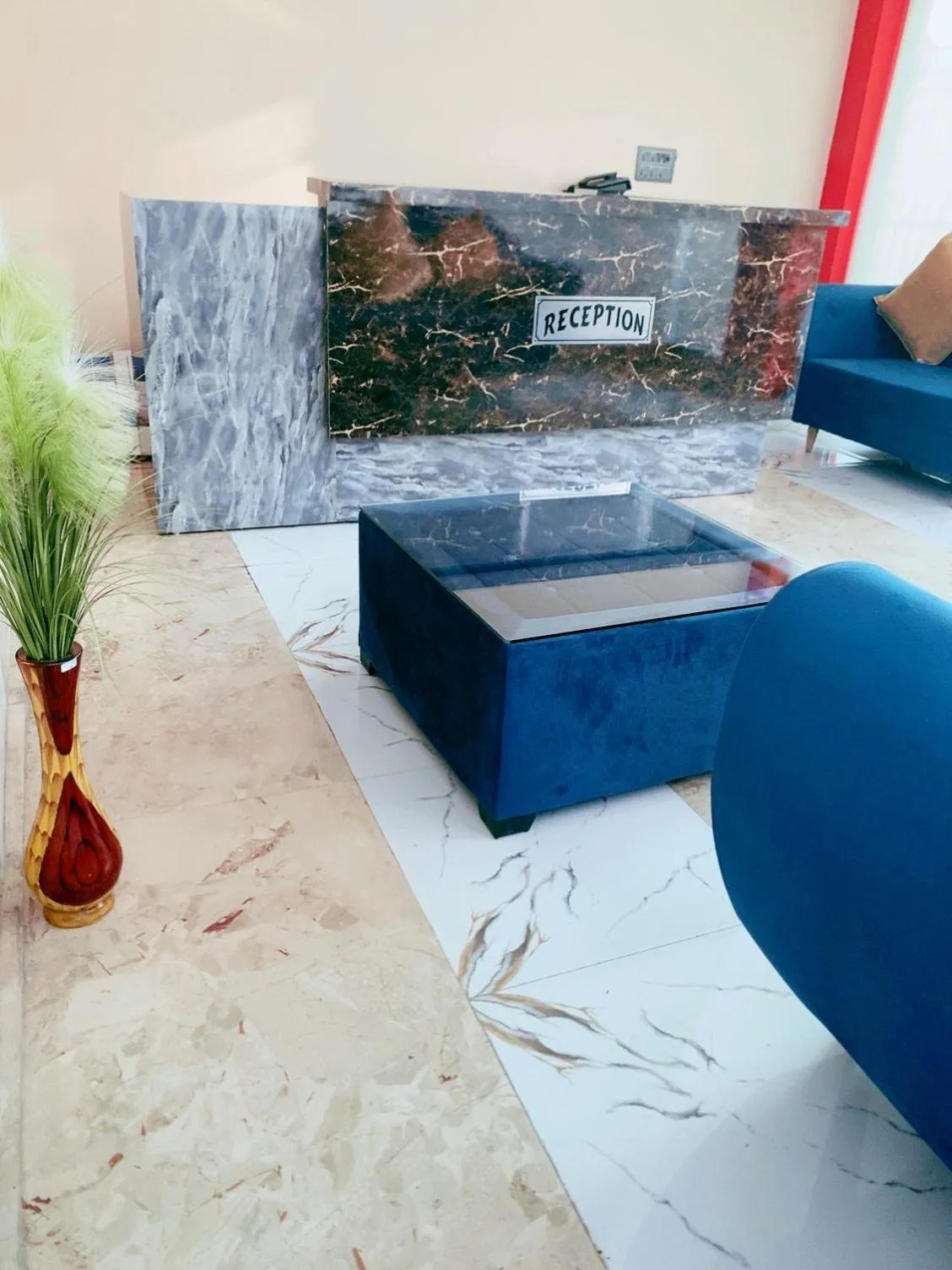 Seating area in The horizon inn