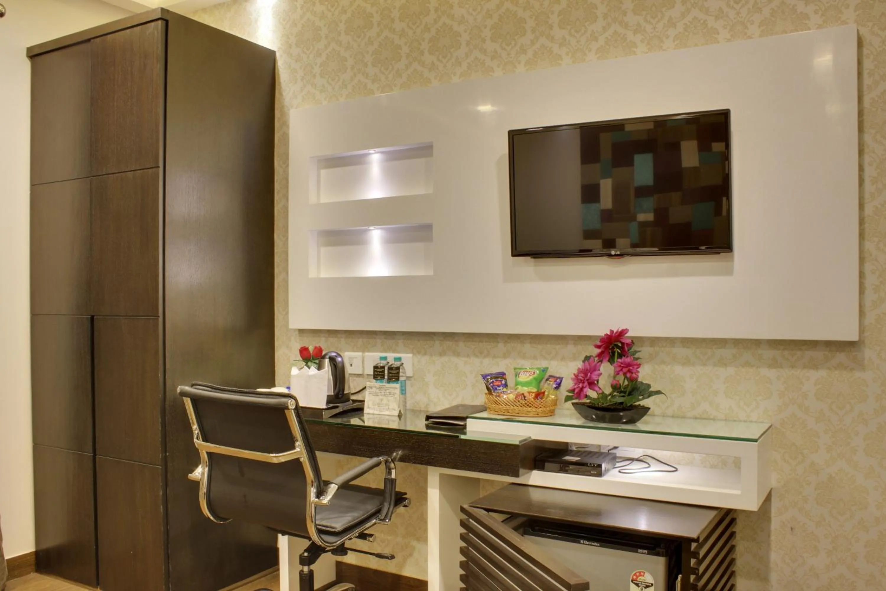 TV and multimedia in Hotel Taj Princess - Boutique Hotel