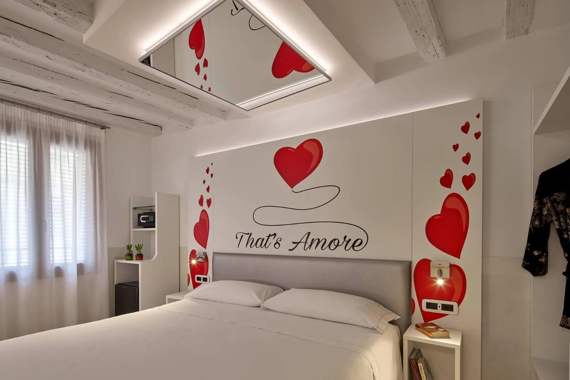 Bed in UNAHOTELS Ala Venezia-Adults 16