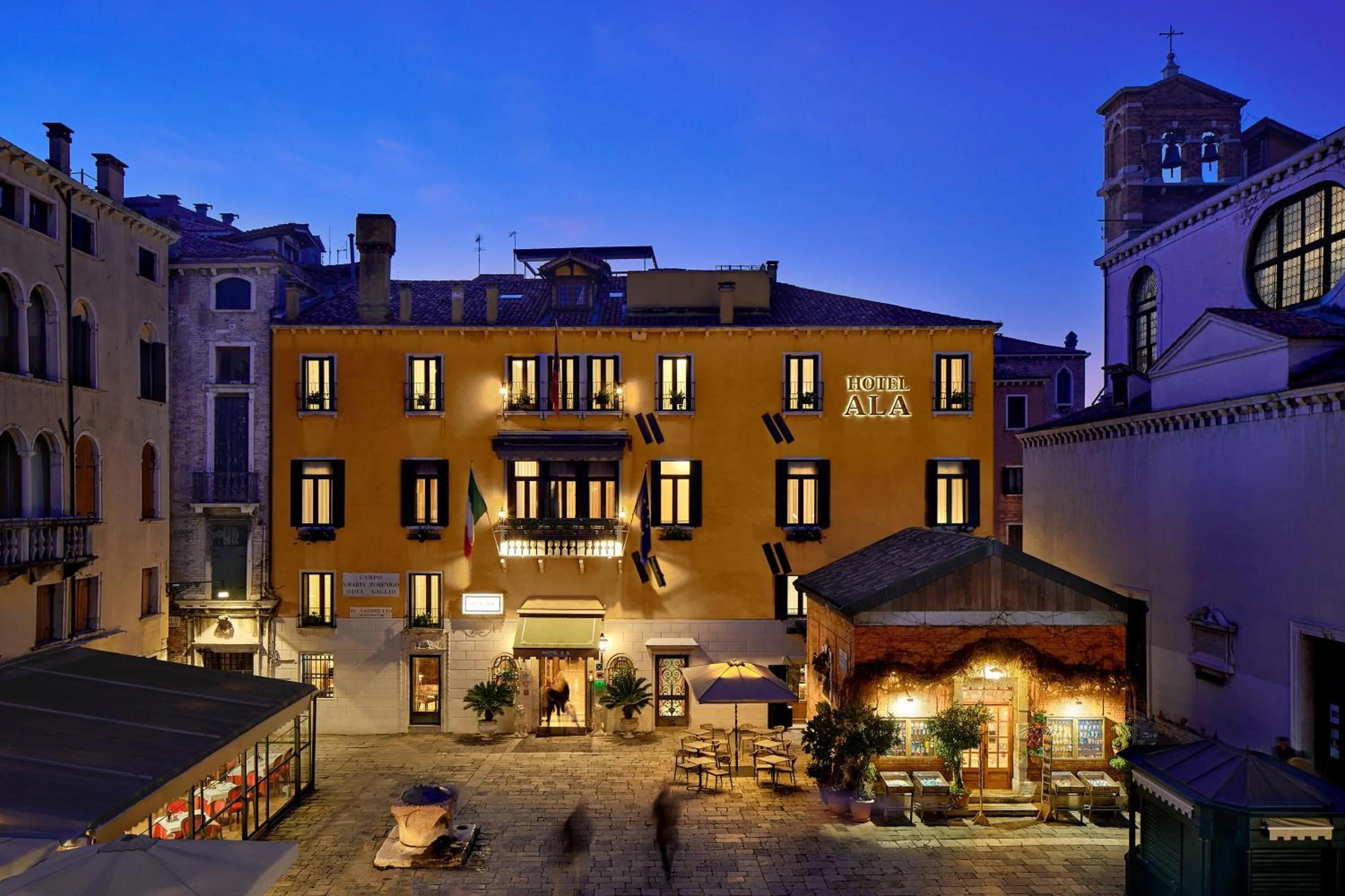 Property building in UNAHOTELS Ala Venezia-Adults 16