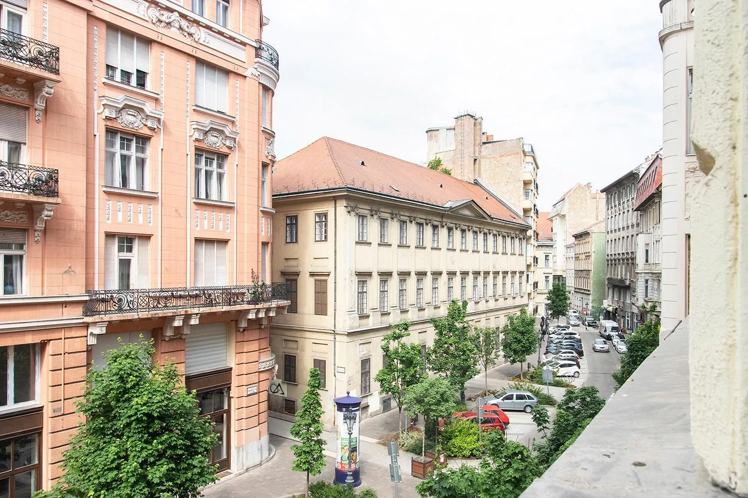 Street view in Real Apartments Semmelweis II
