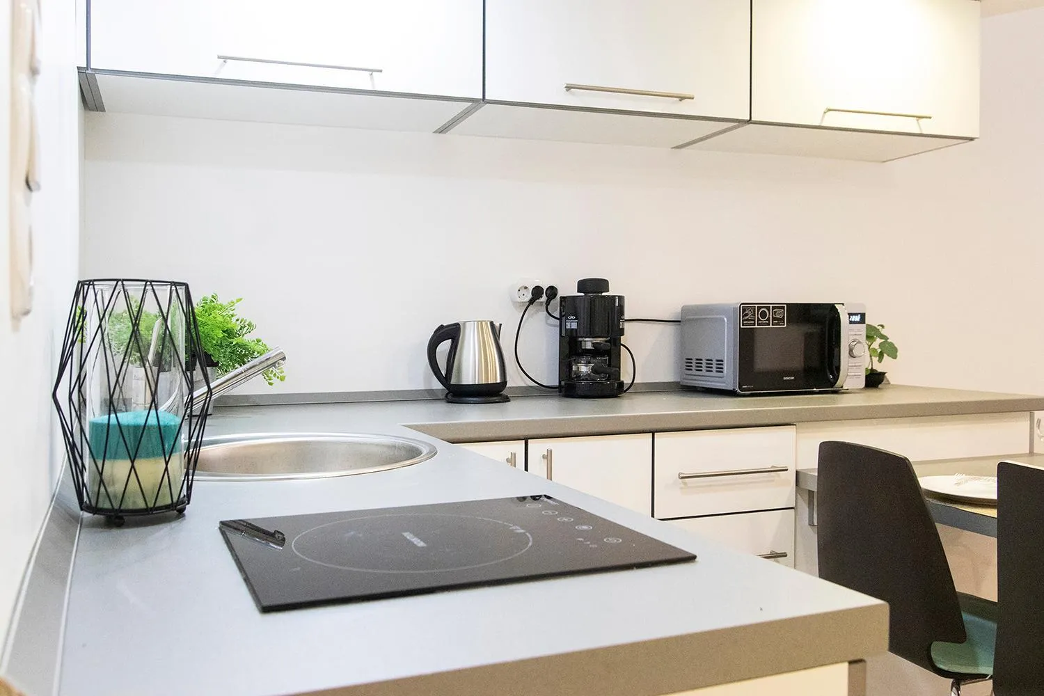 Kitchen or kitchenette in Real Apartments Semmelweis II