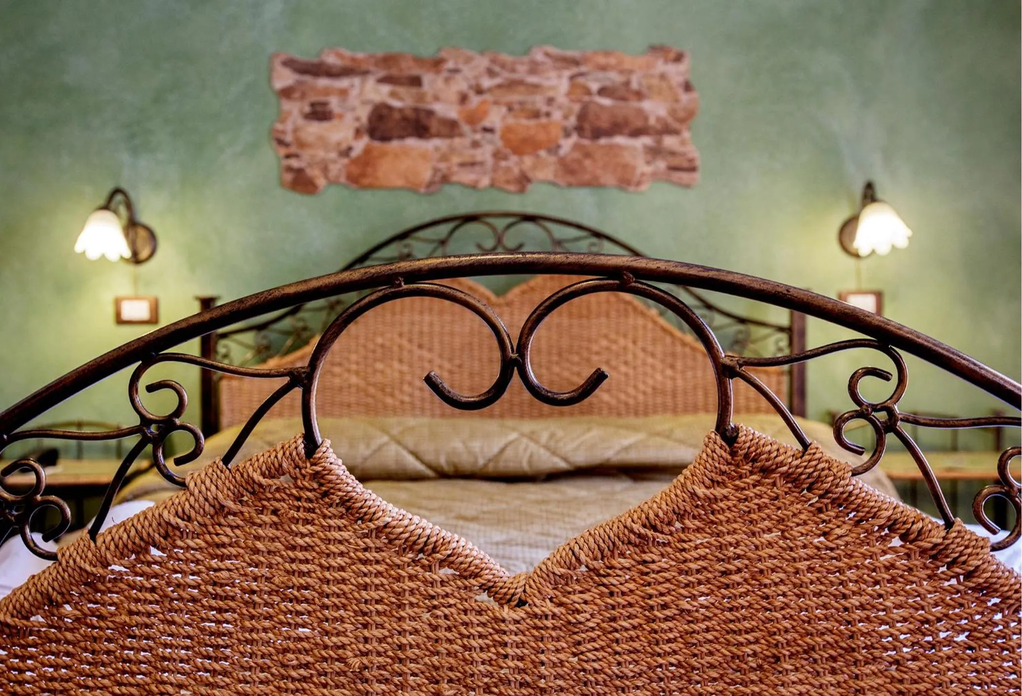 Bed in Sikania Suite