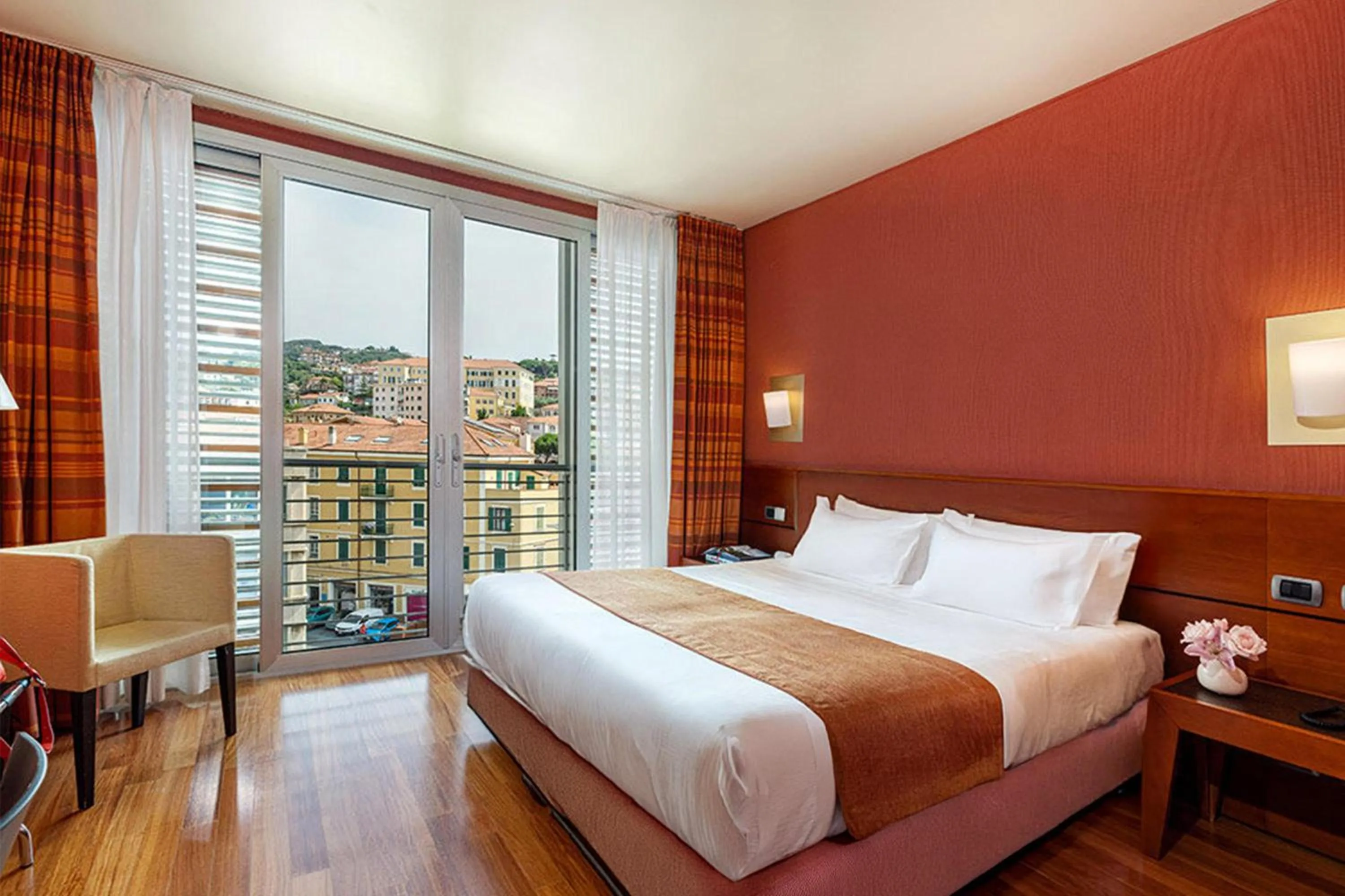 Photo of the whole room, Bed in B&B HOTEL Imperia Rossini al Teatro