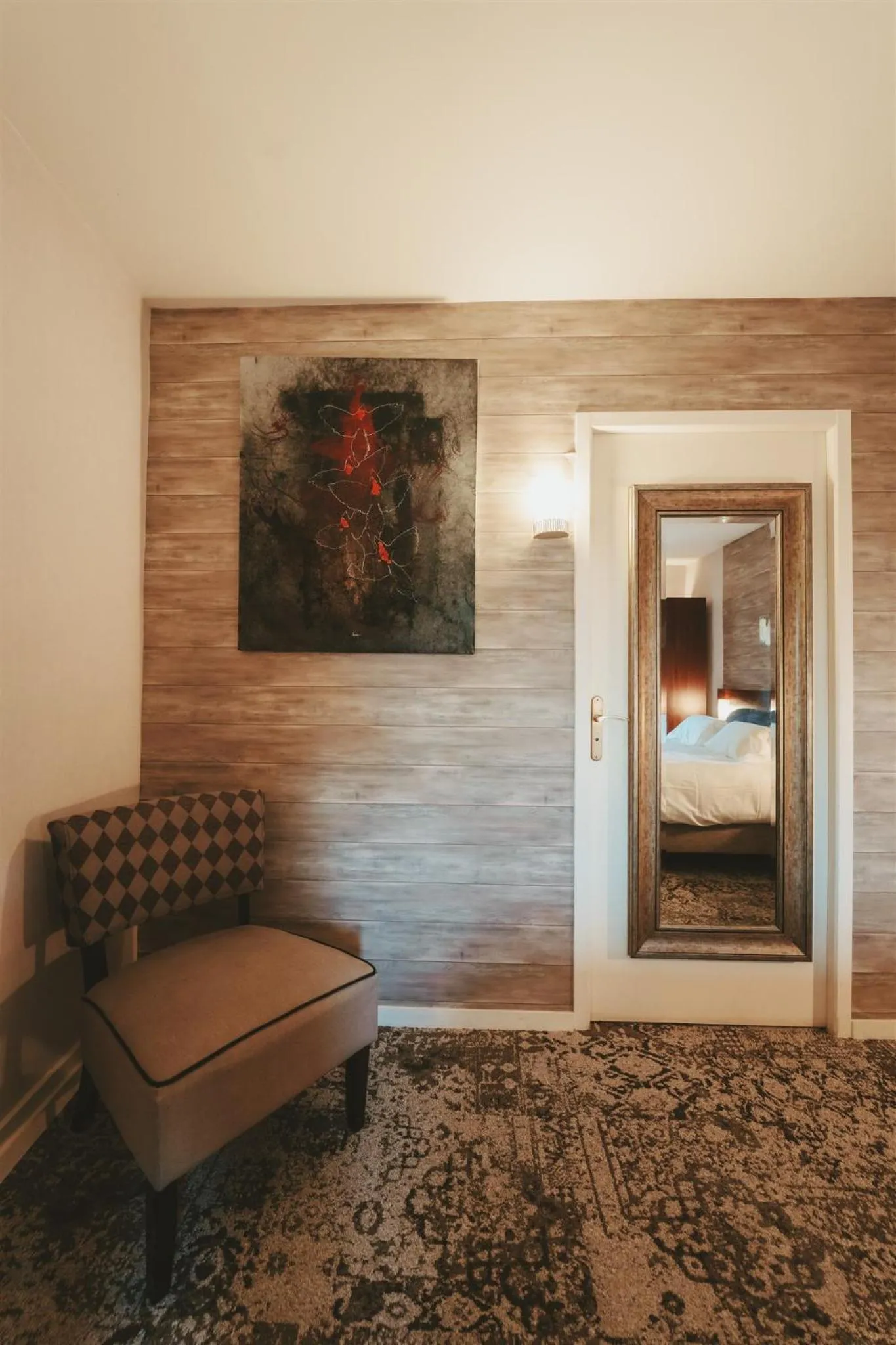 Decorative detail, Bed in Logis Hôtels Château de La Barge