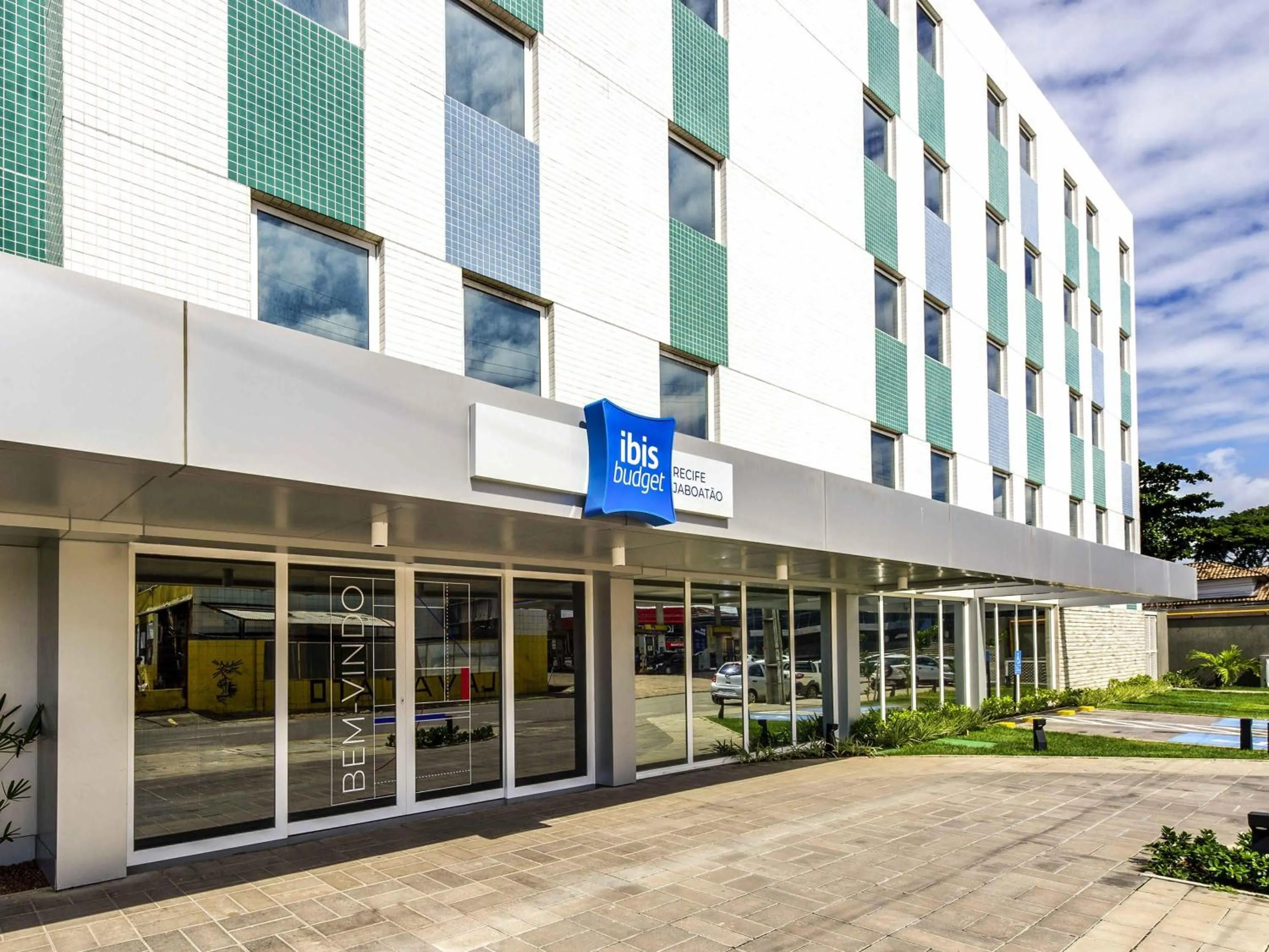 Property building in ibis budget Recife Jaboatão