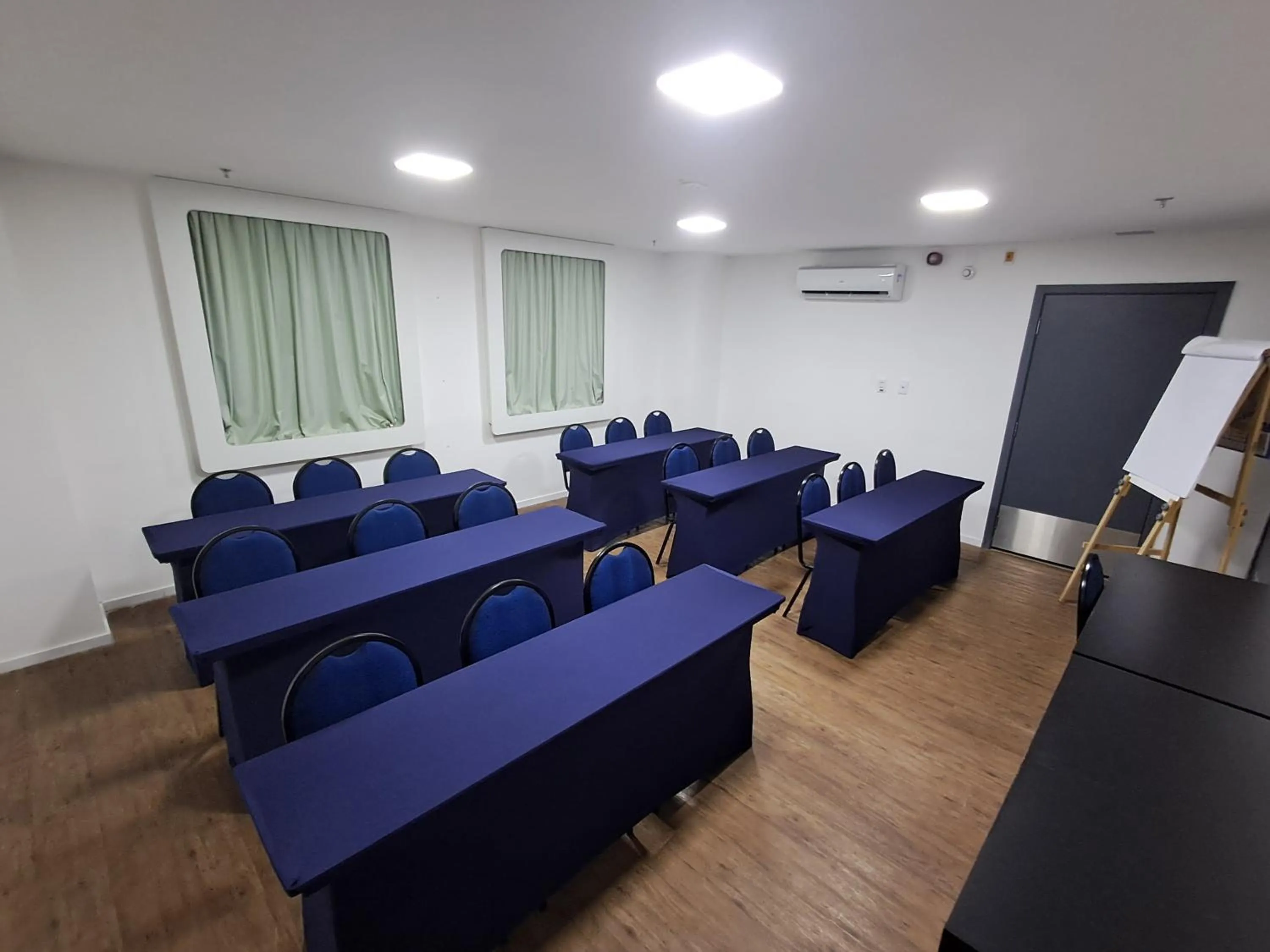 Meeting/conference room in ibis budget Recife Jaboatão