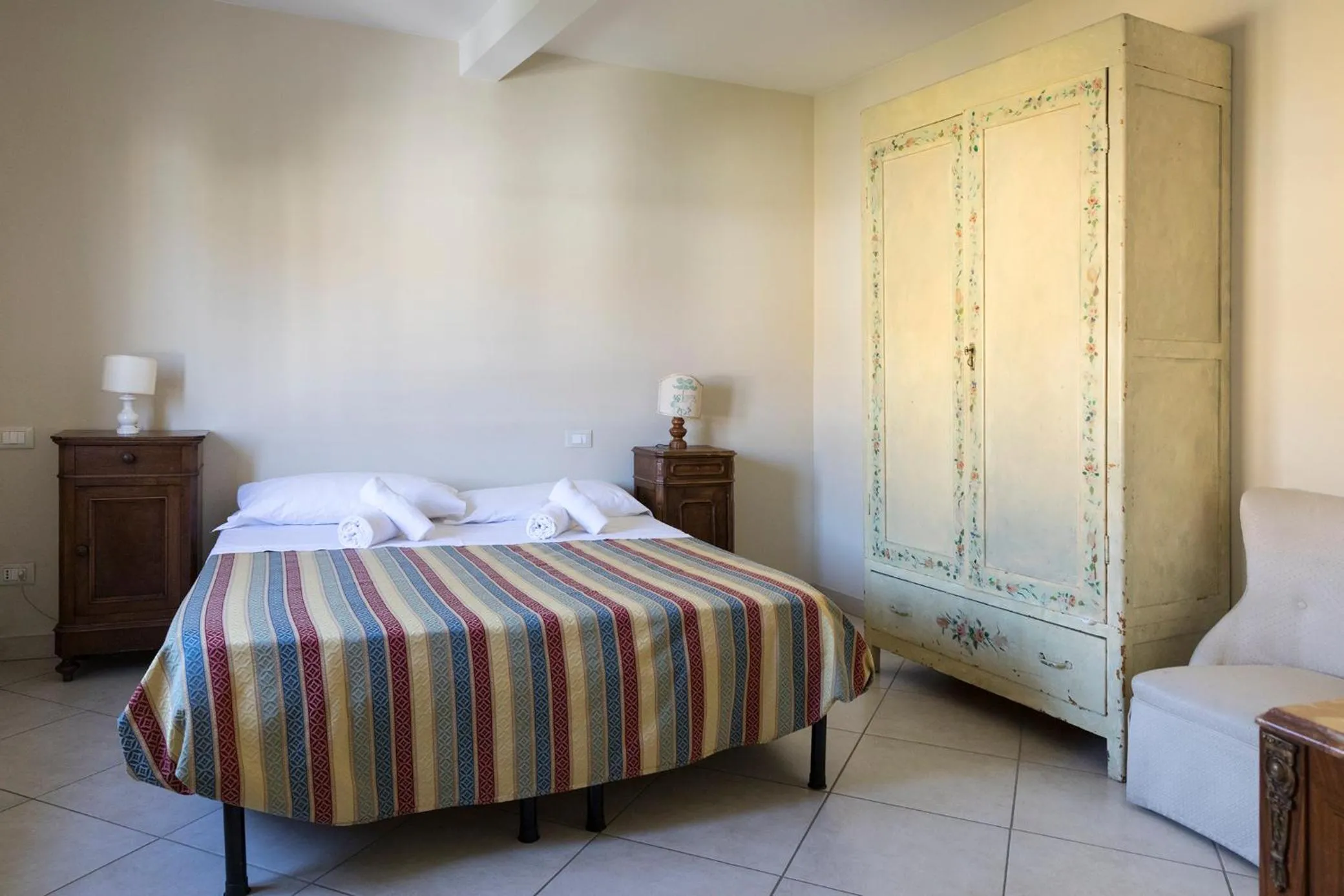 Bedroom, Bed in Al Tuscany Flat