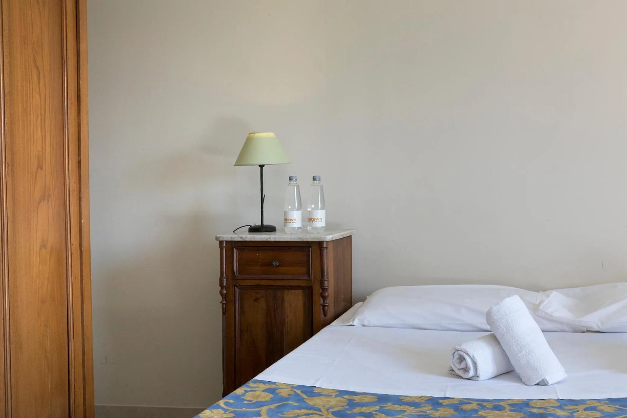 Bedroom, Bed in Al Tuscany Flat