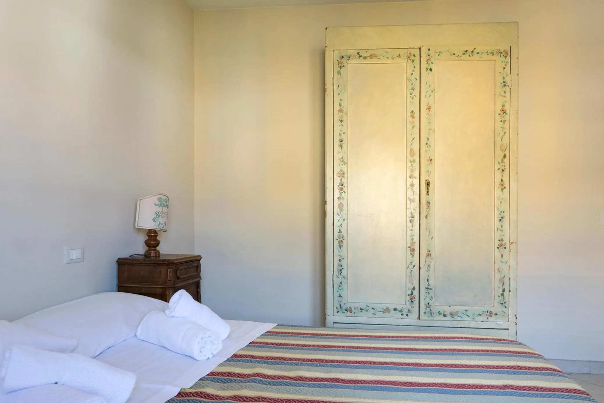 Bedroom, Bed in Al Tuscany Flat