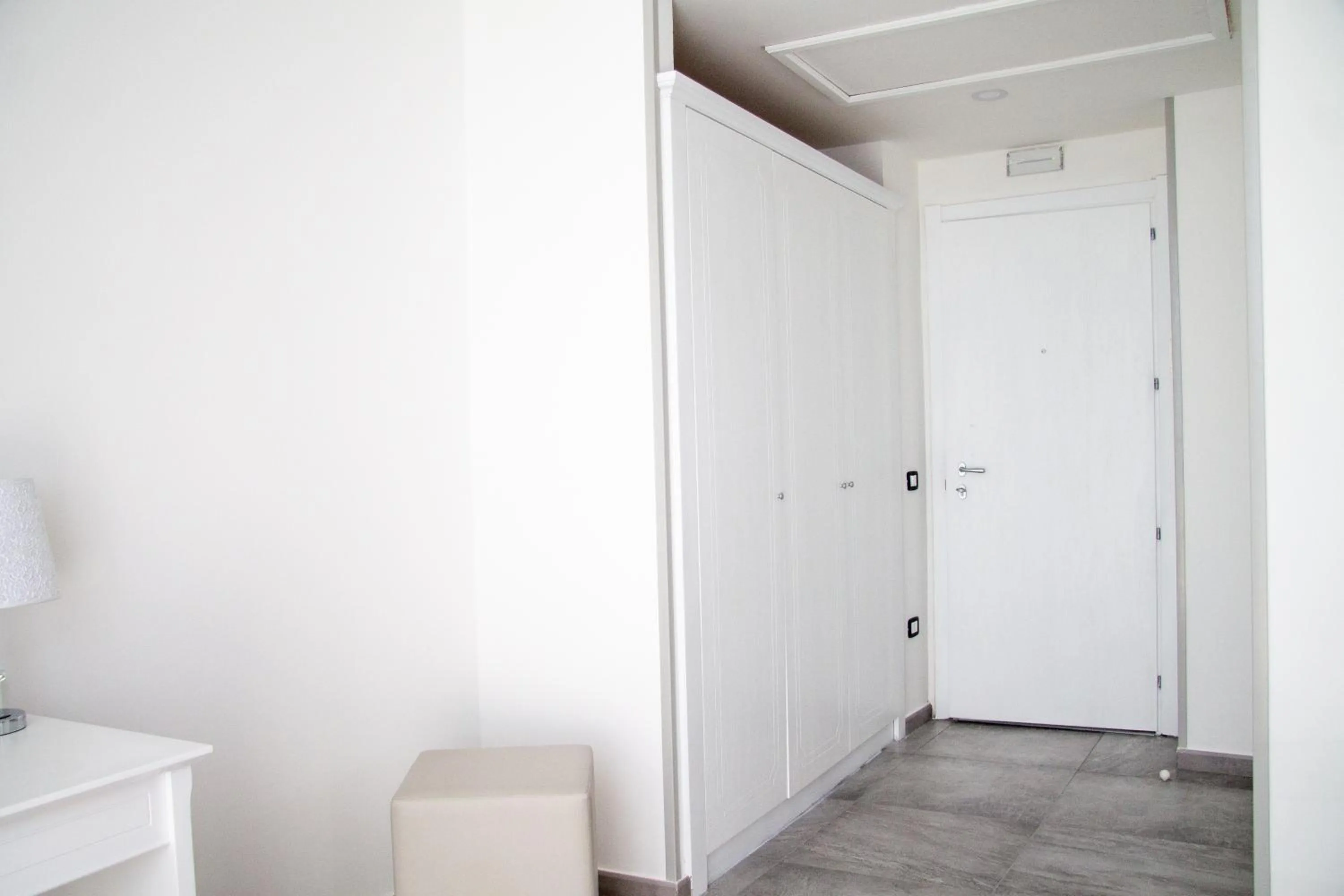 wardrobe in Pisacane Family