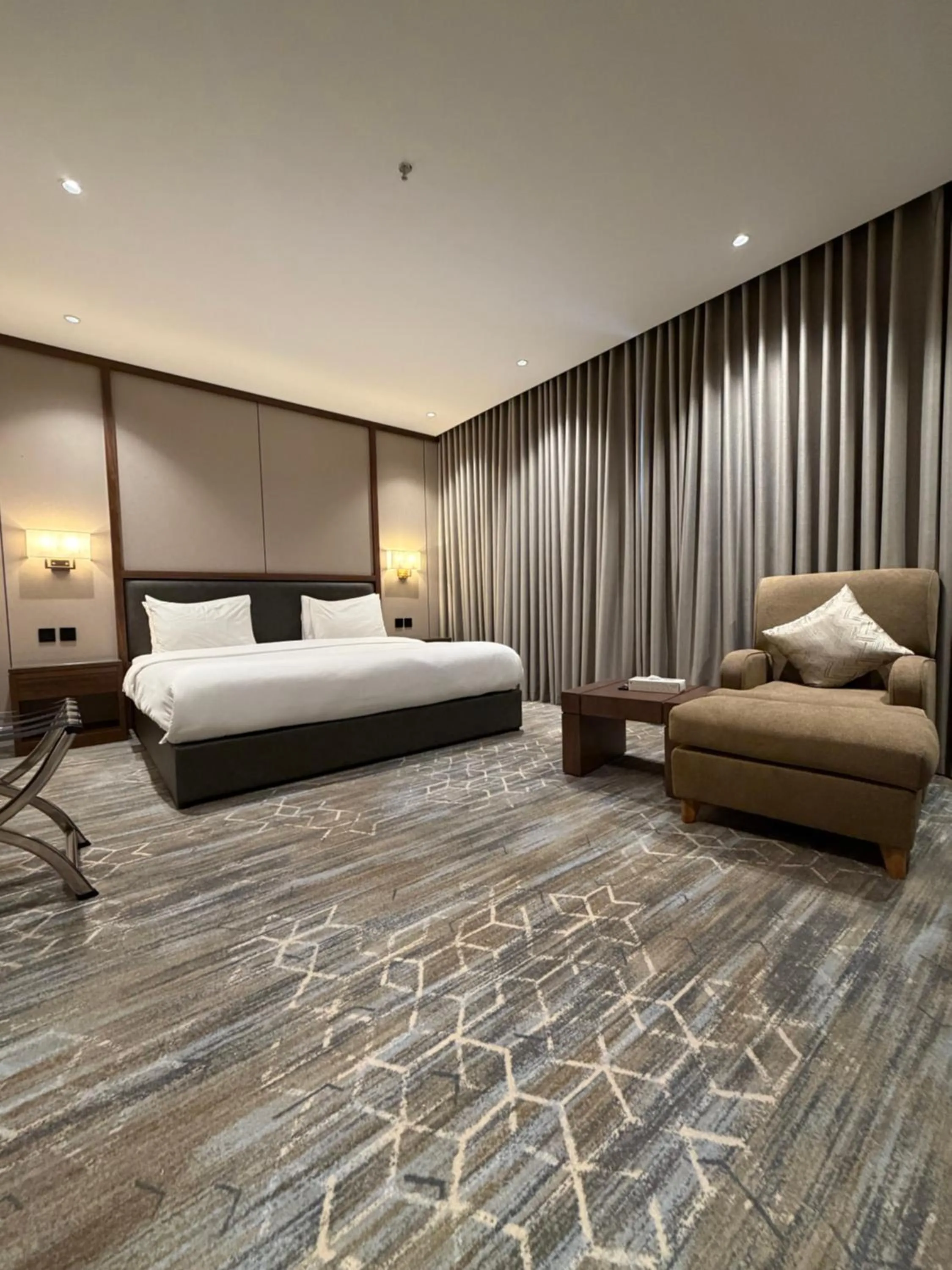 Bedroom, Bed in Quiet Dreams - Serviced Apartments King abdul Aziz Street Branch