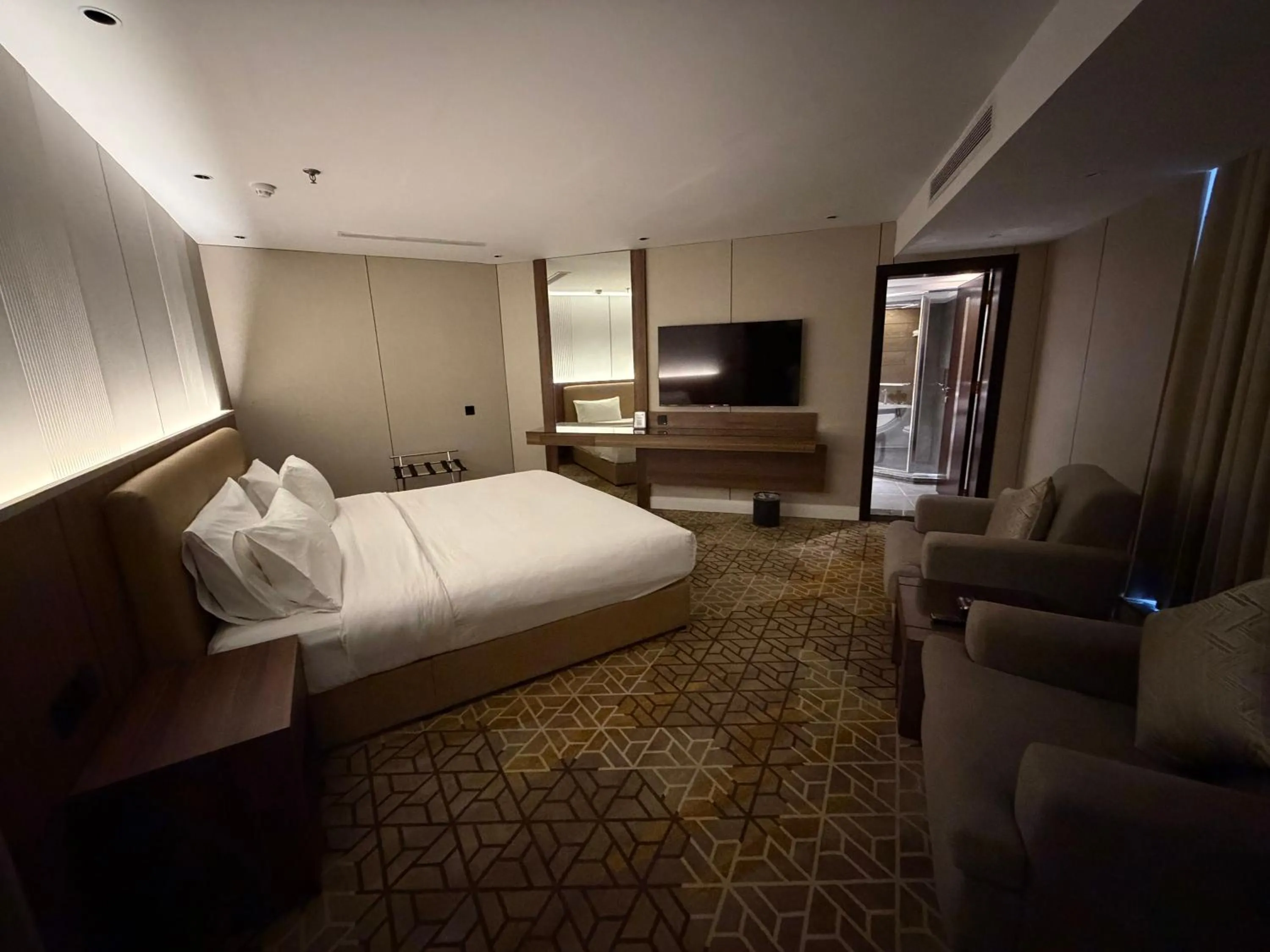 TV and multimedia, Bed in Quiet Dreams - Serviced Apartments King abdul Aziz Street Branch