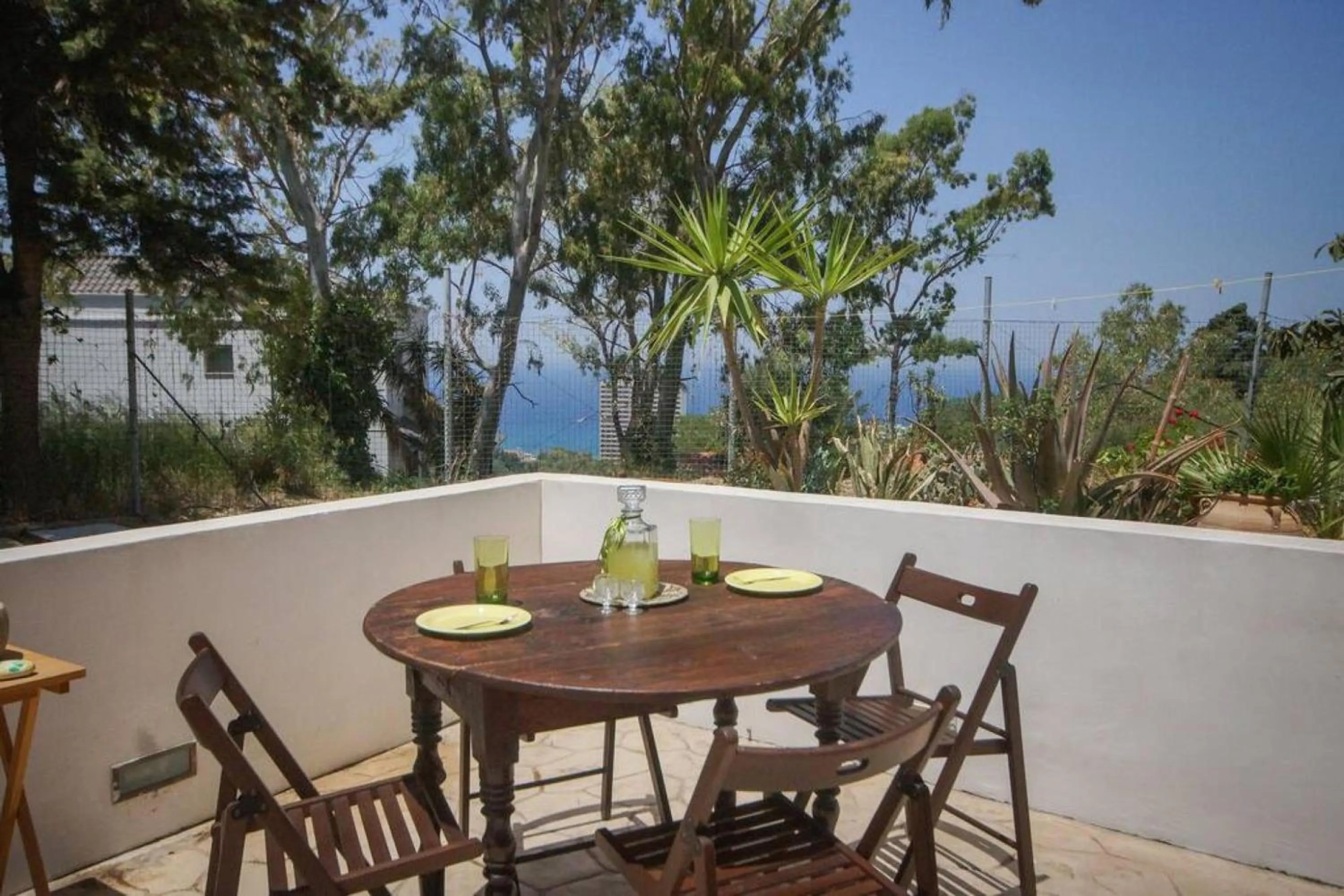 Violeta's Seaview Apartment in Rhodes