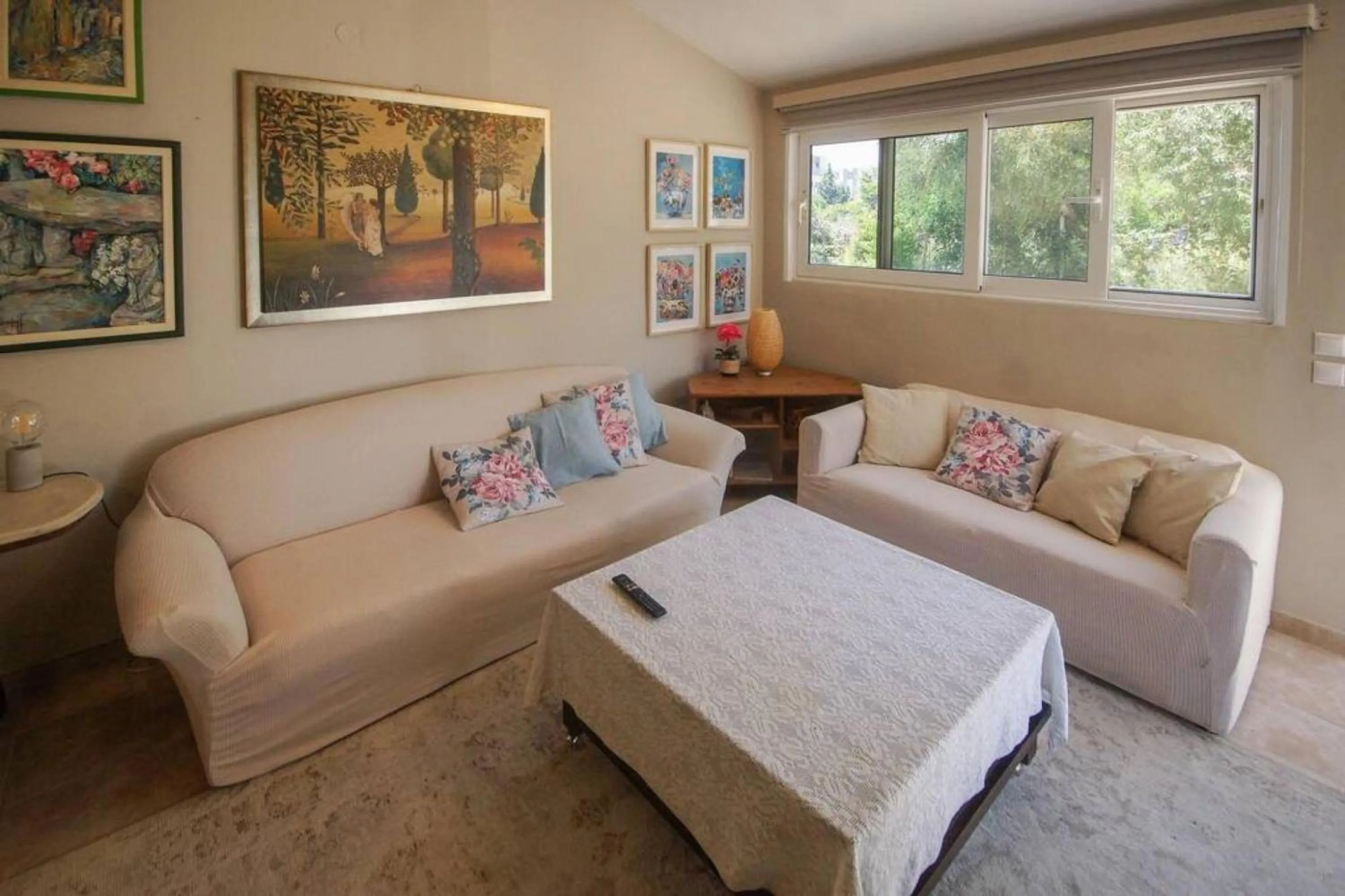 Violeta's Seaview Apartment in Rhodes