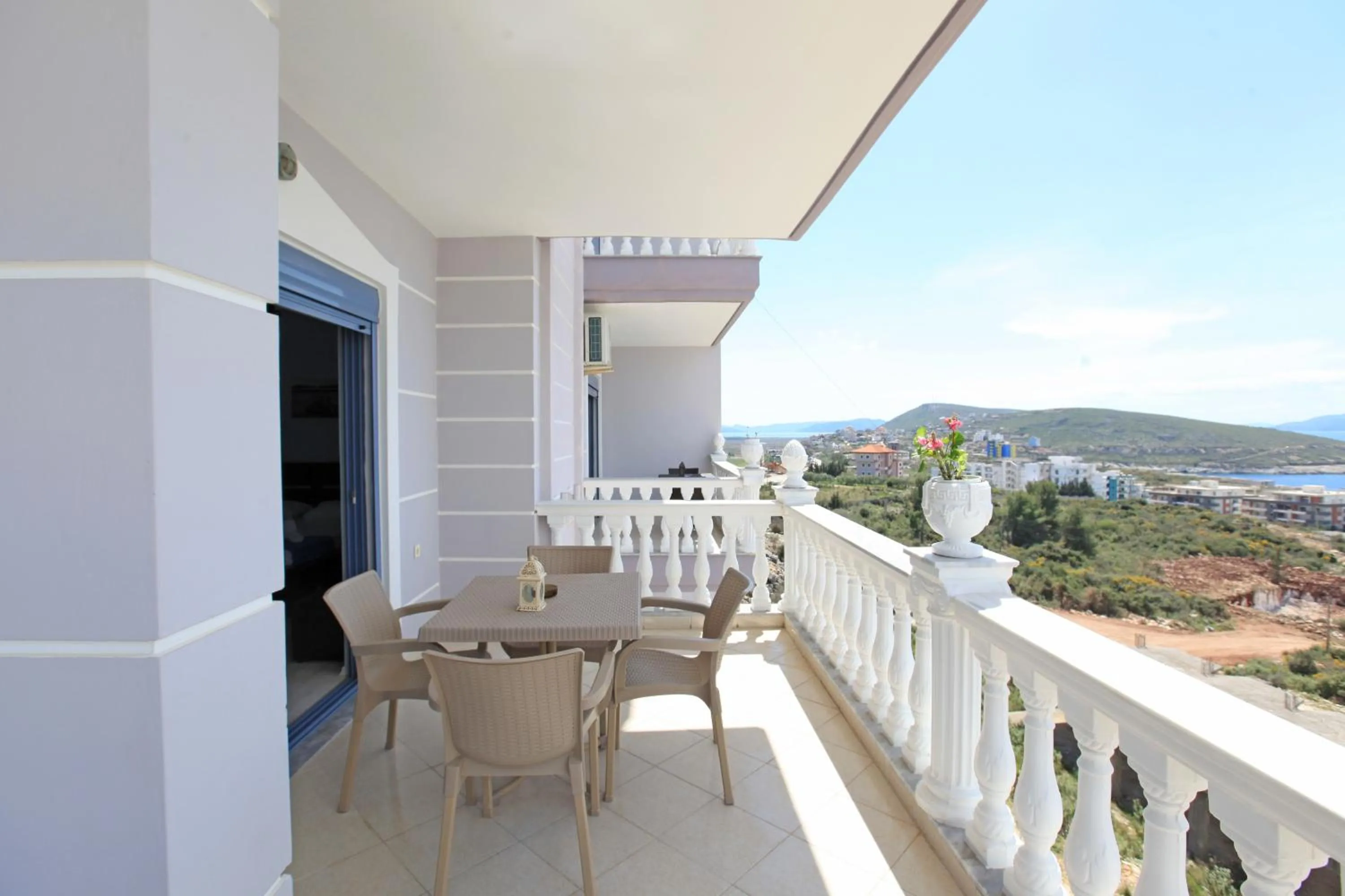 Balcony/Terrace in Keos Hotel