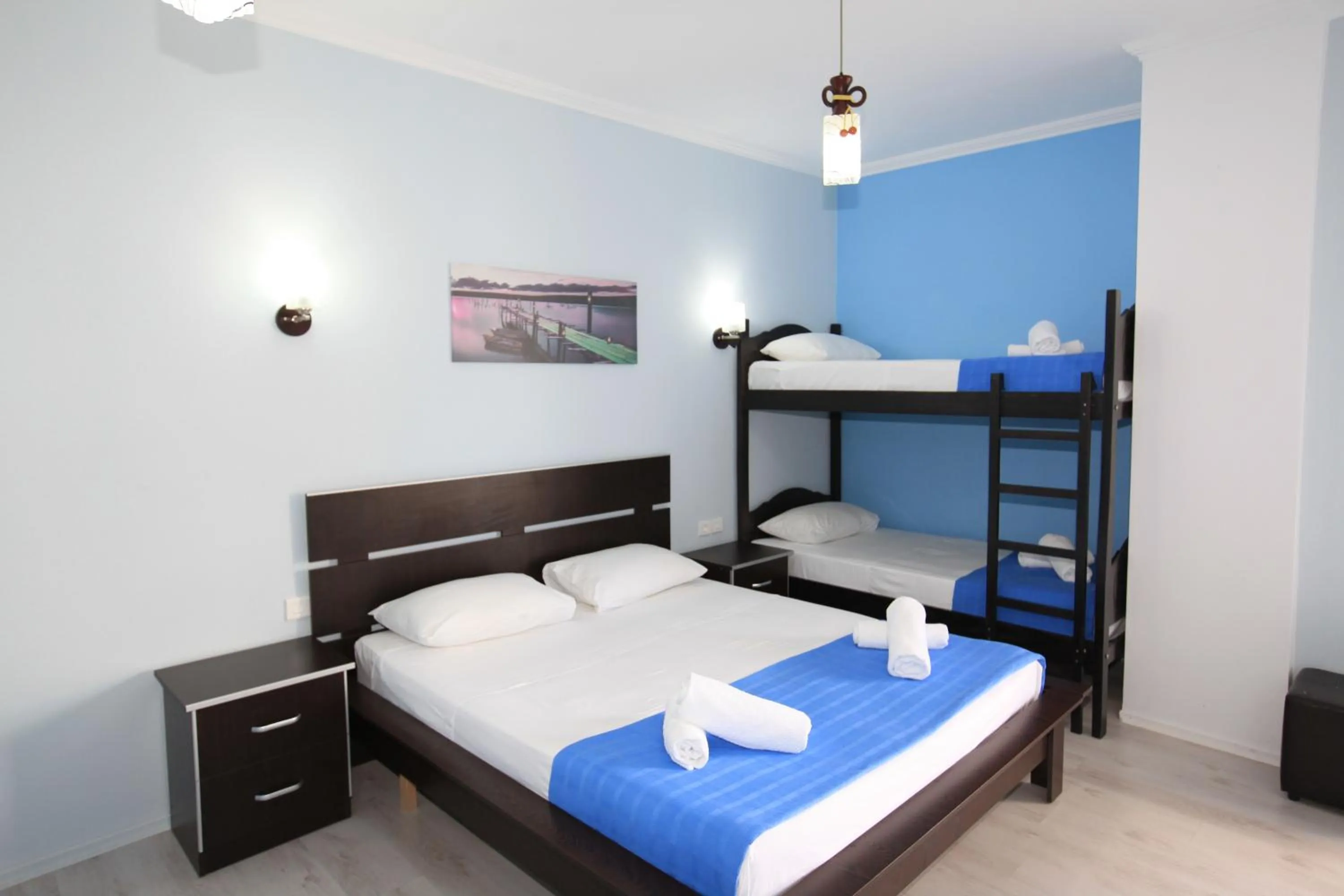 bunk bed, Bed in Keos Hotel