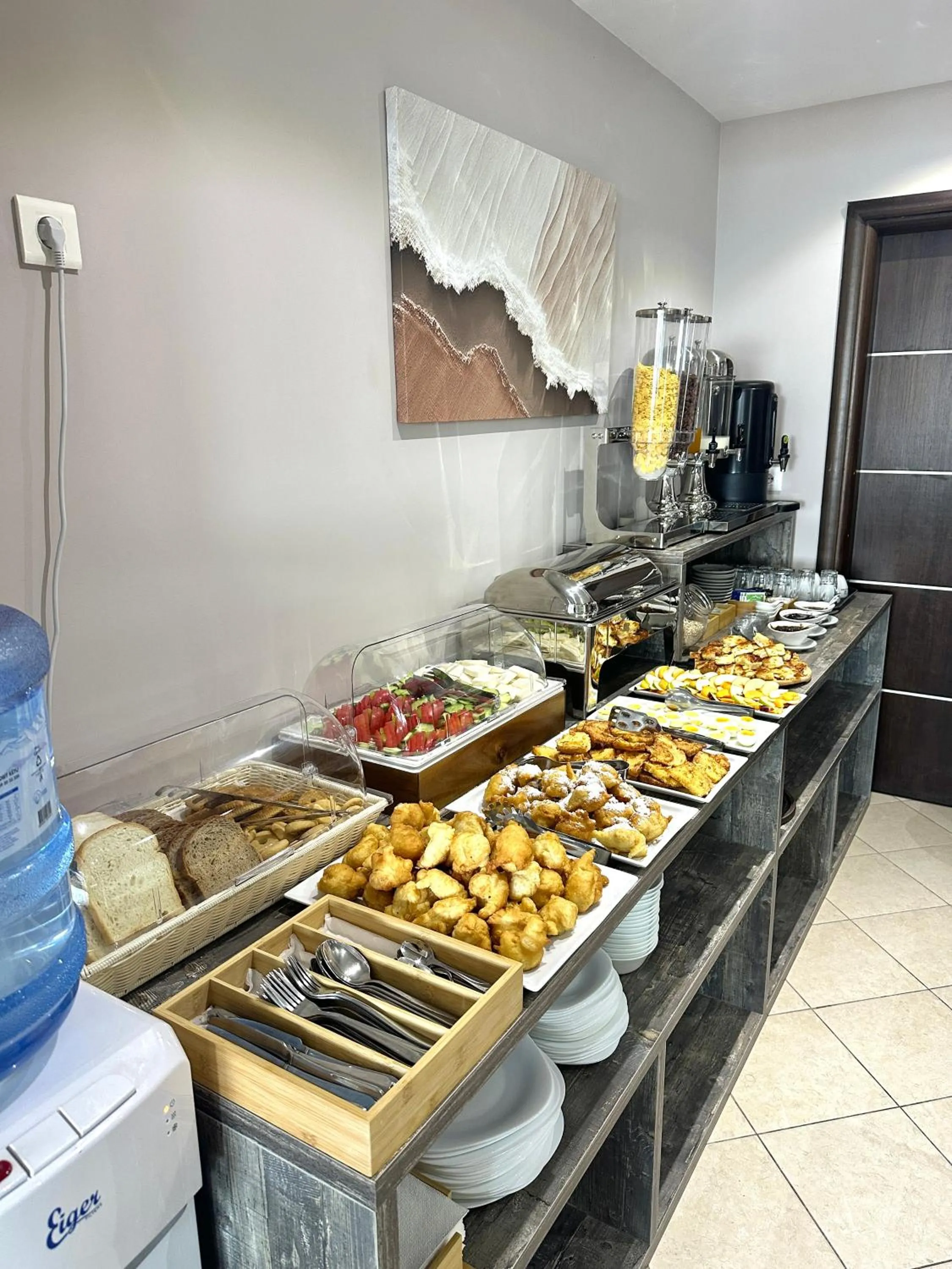 Food and drinks in Keos Hotel