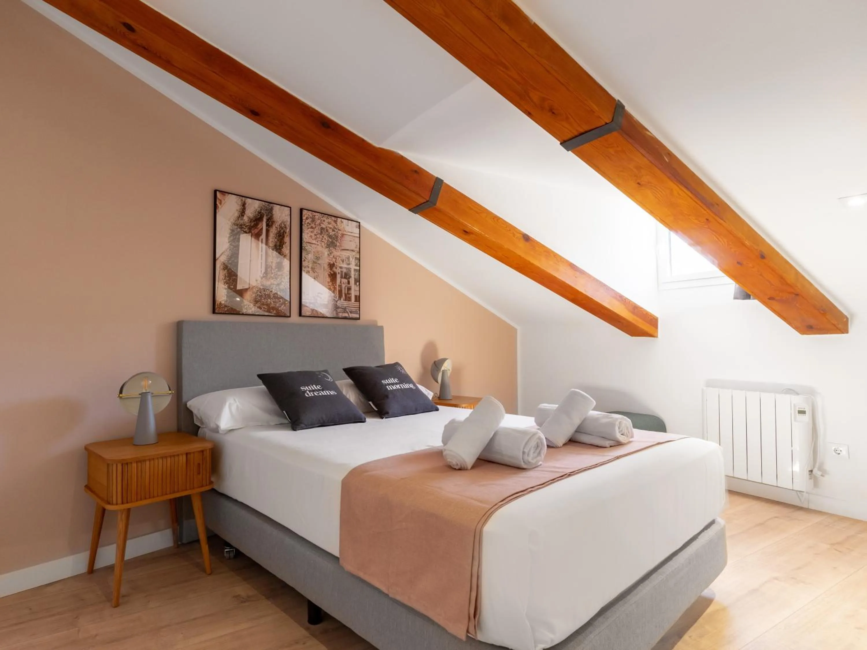 Bed in Limehome Madrid Calle Ave María - estancia temporal