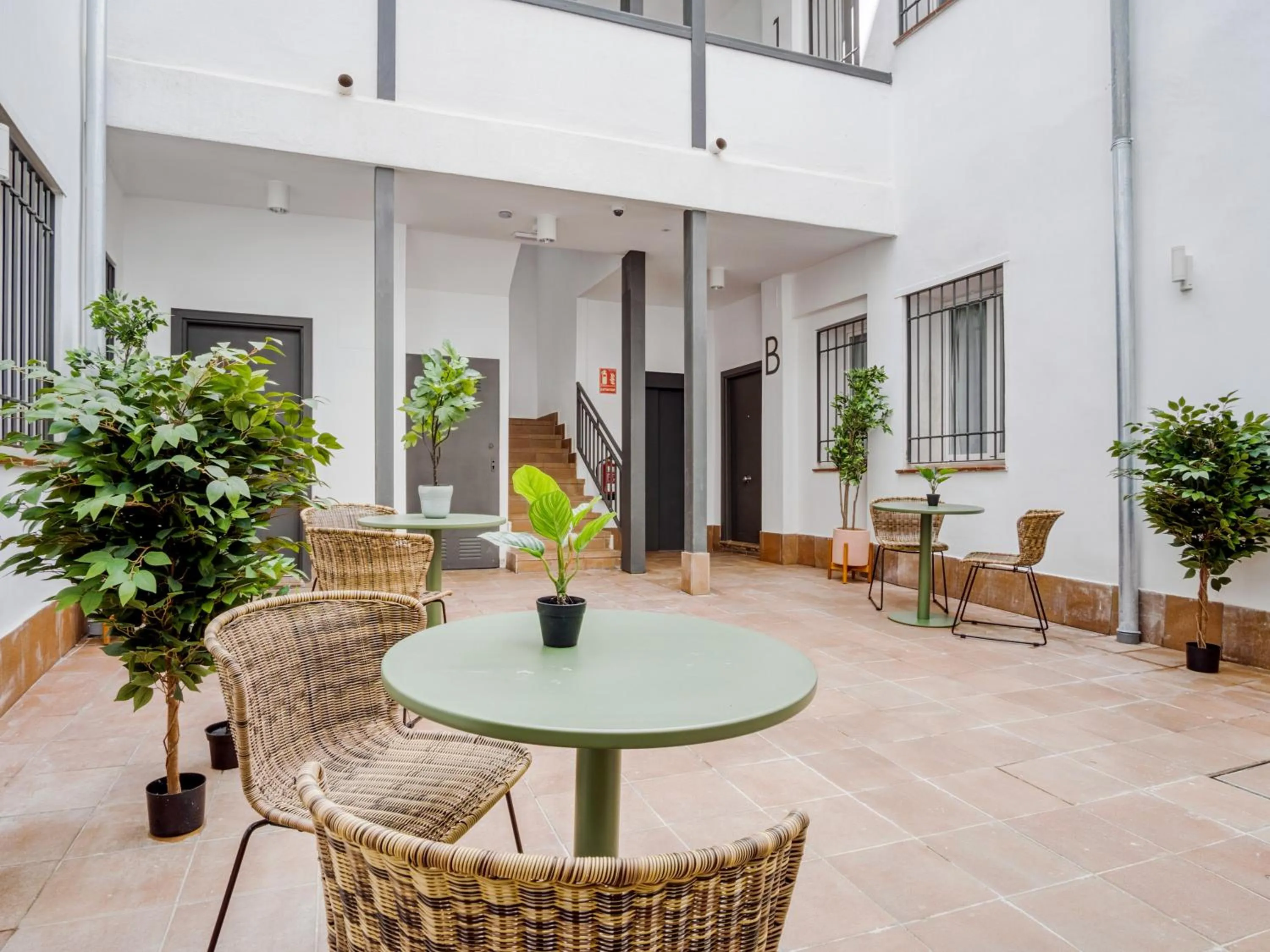 Patio in Limehome Madrid Calle Ave María - estancia temporal