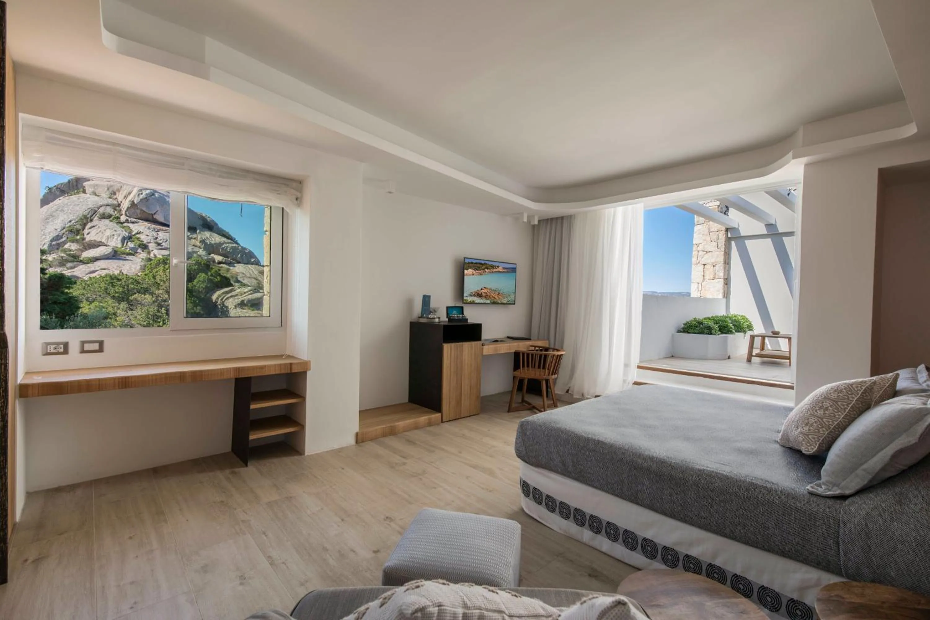 Bed in Hotel Grand Relais Dei Nuraghi