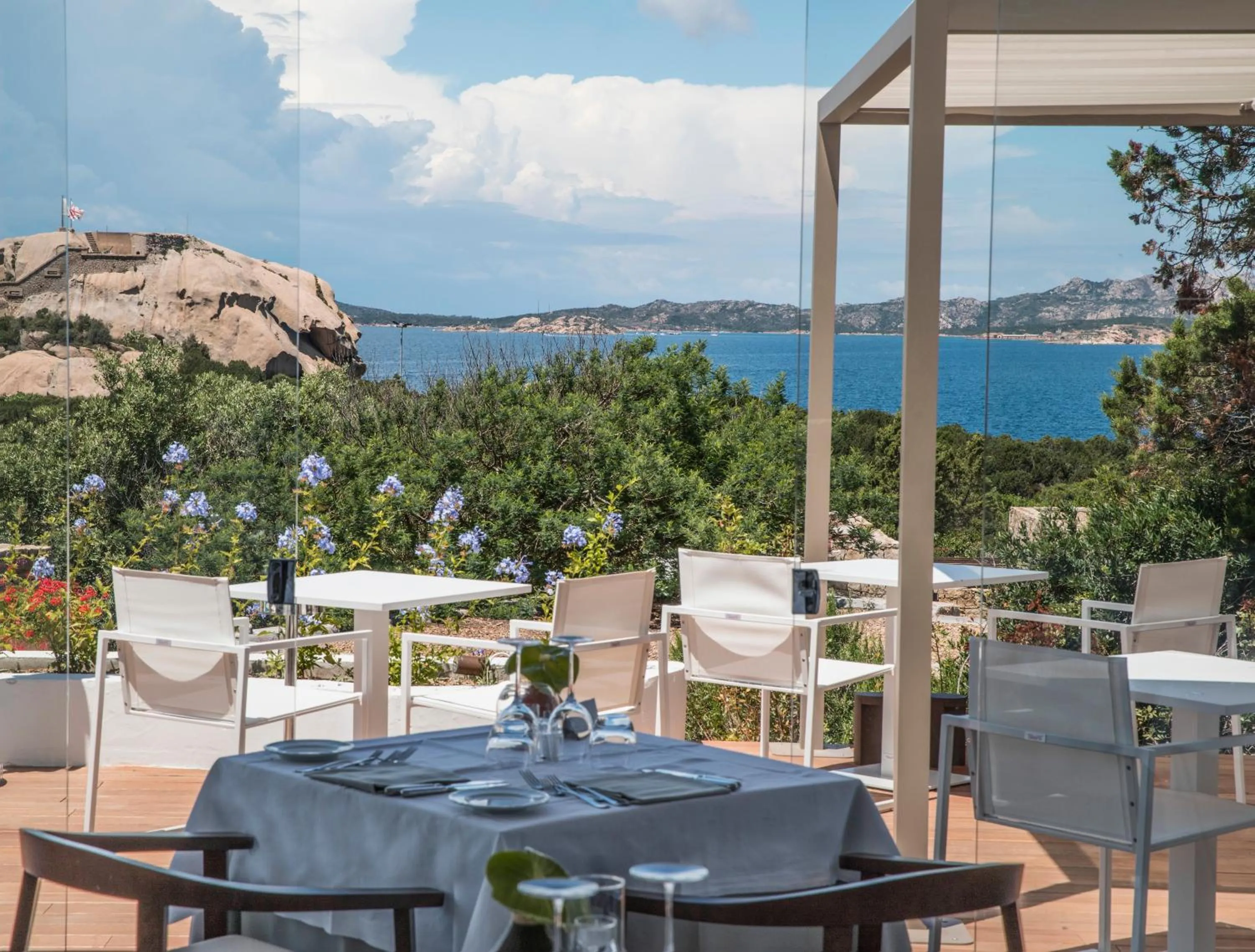 Restaurant/places to eat in Hotel Grand Relais Dei Nuraghi