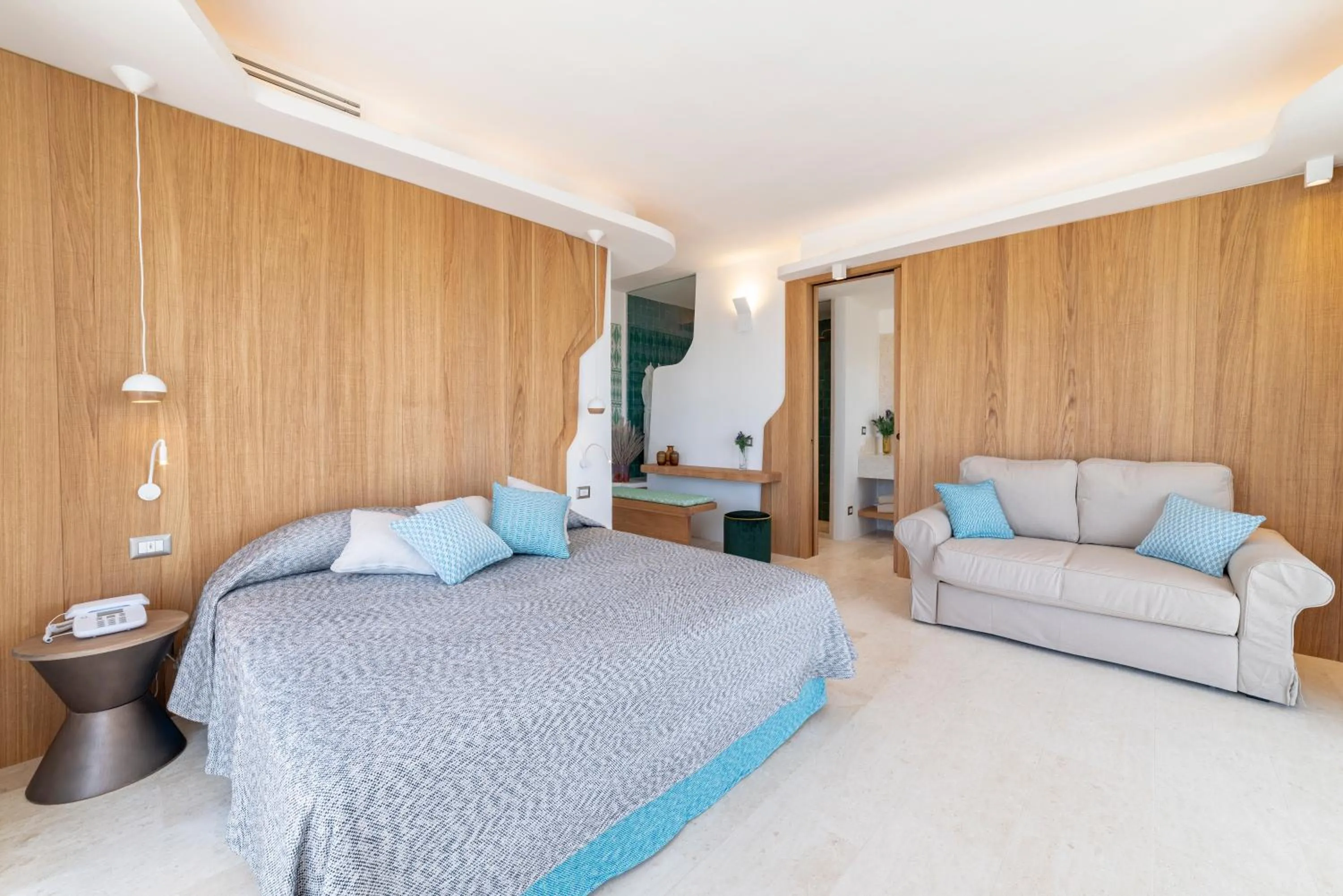 Bed in Hotel Grand Relais Dei Nuraghi