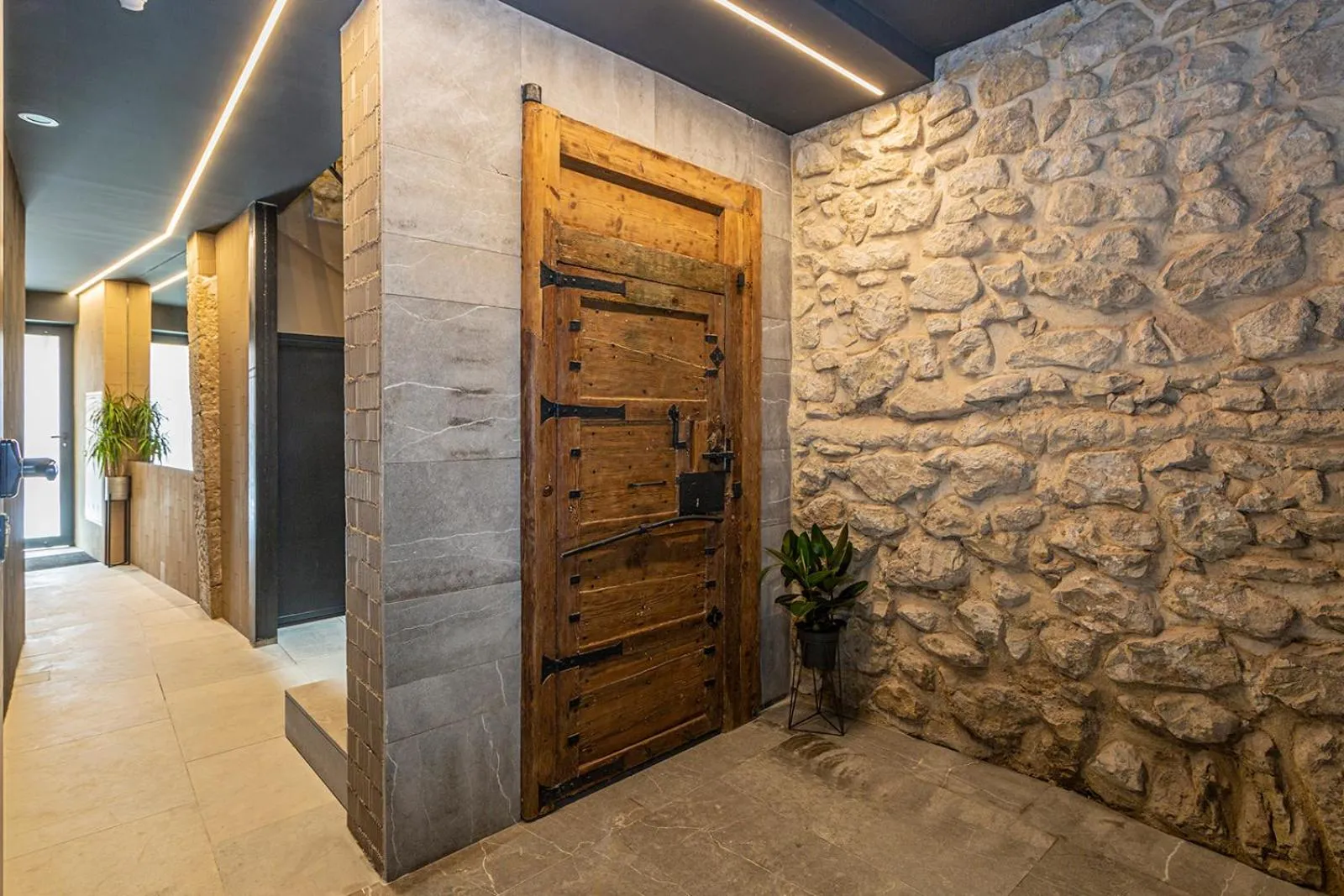 Facade/entrance in Apartaestudios Evolution Luxury