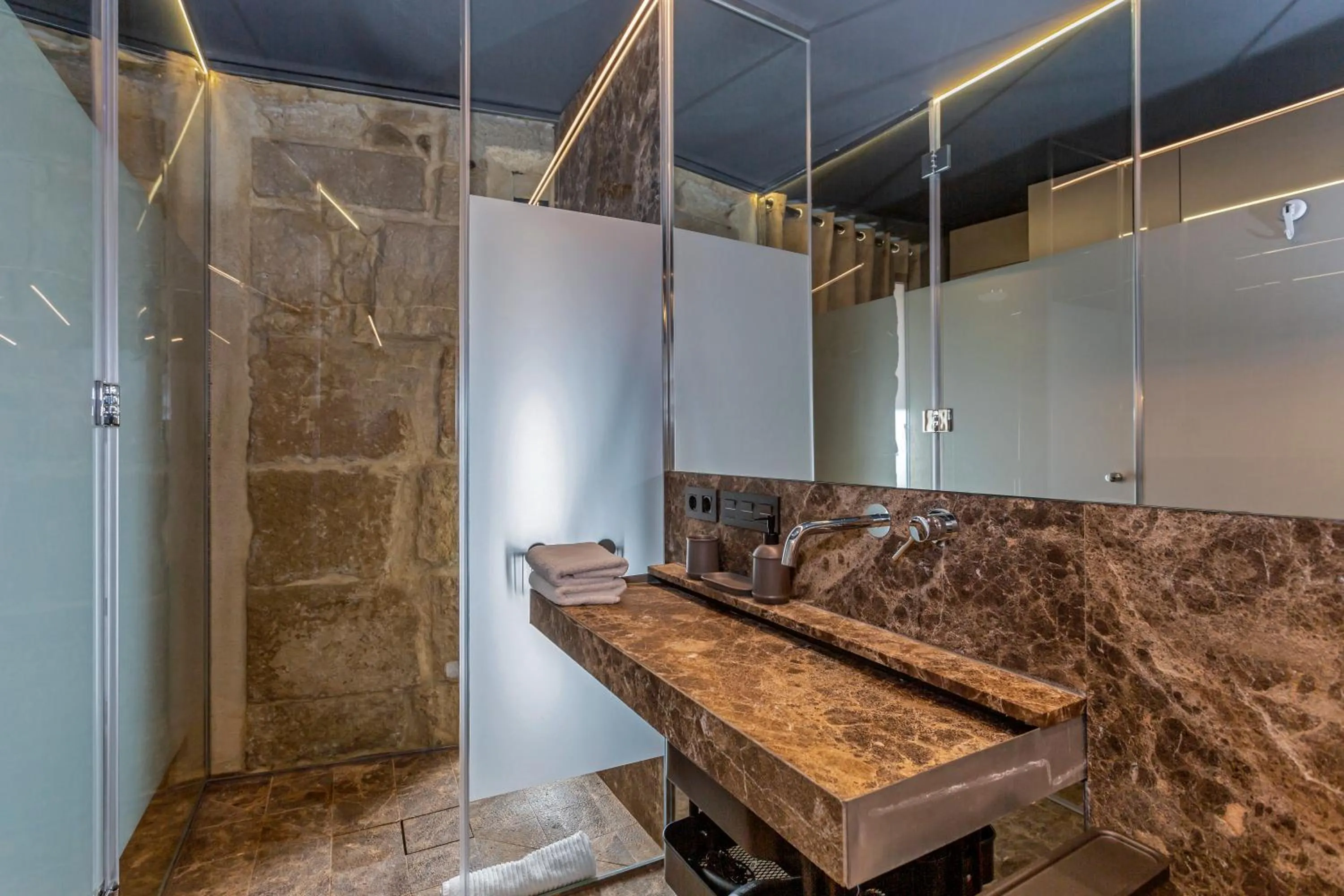 Apartaestudios Evolution Luxury