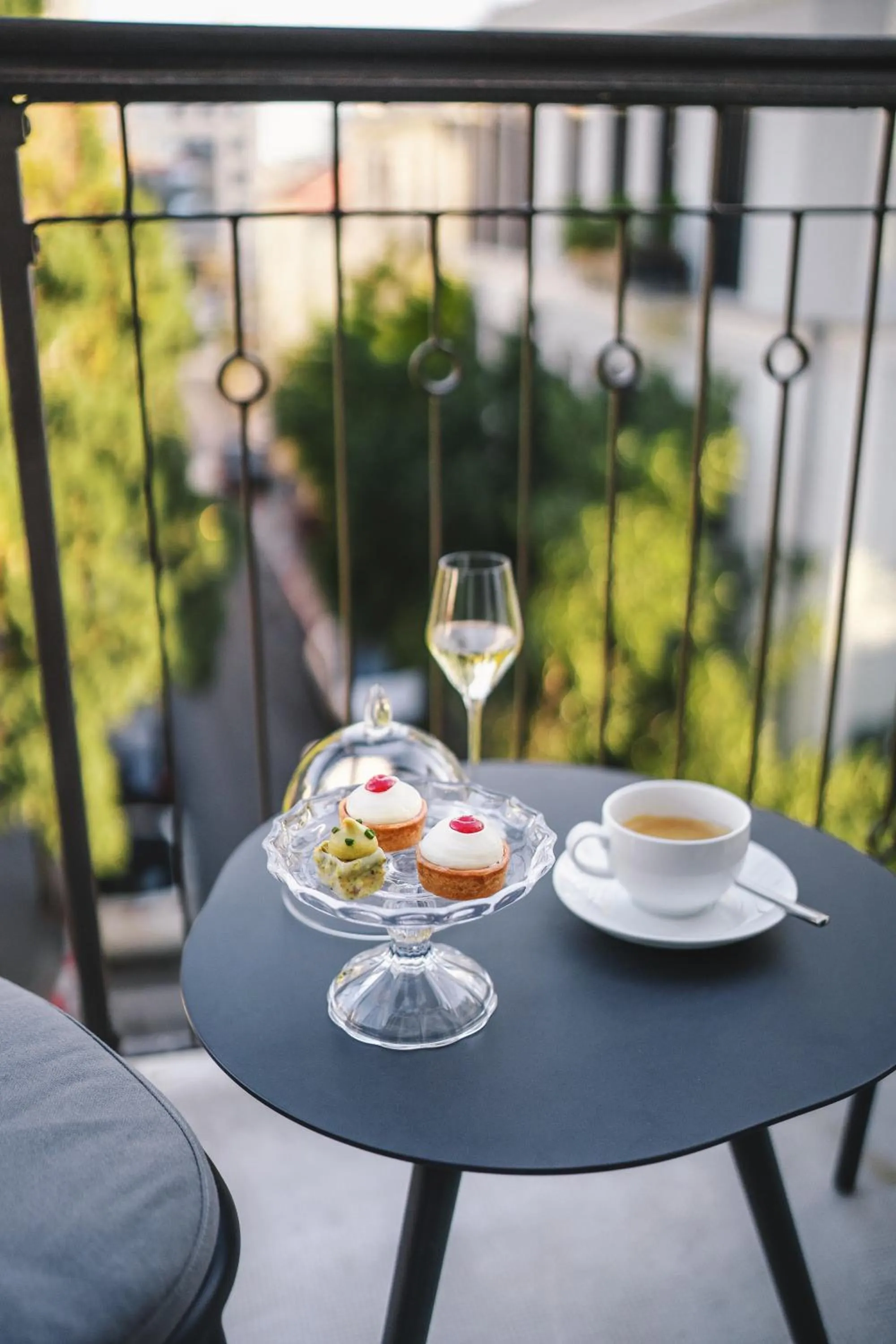 Food and drinks in Elkonin Tel Aviv - MGallery Hotel Collection