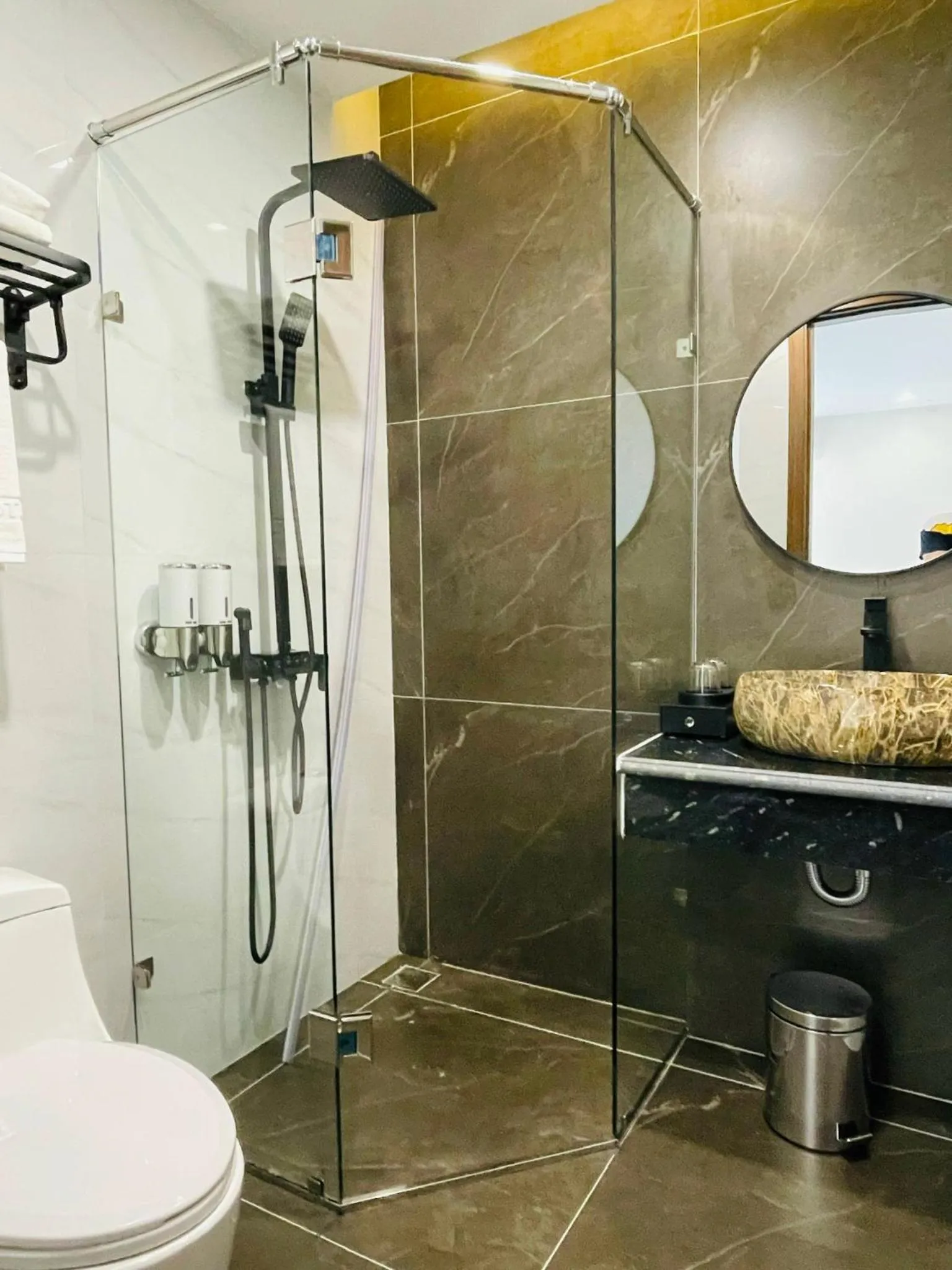 Bathroom in Ha Long Seasun Hotel