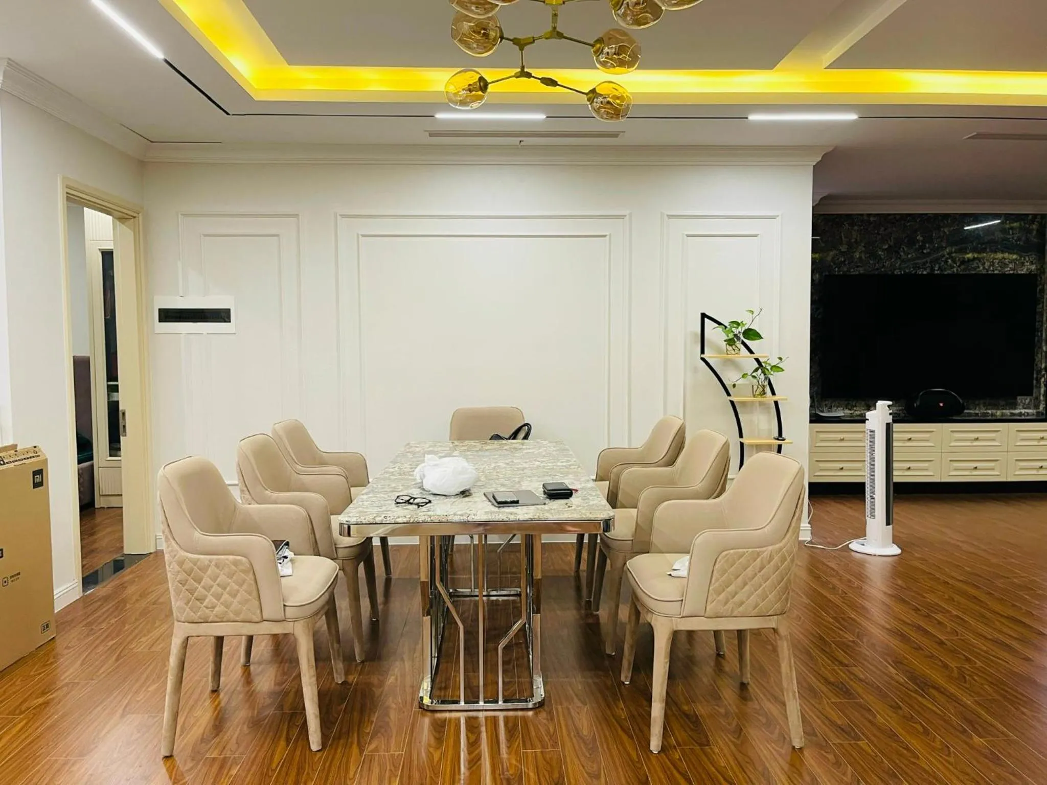 Living room in Ha Long Seasun Hotel