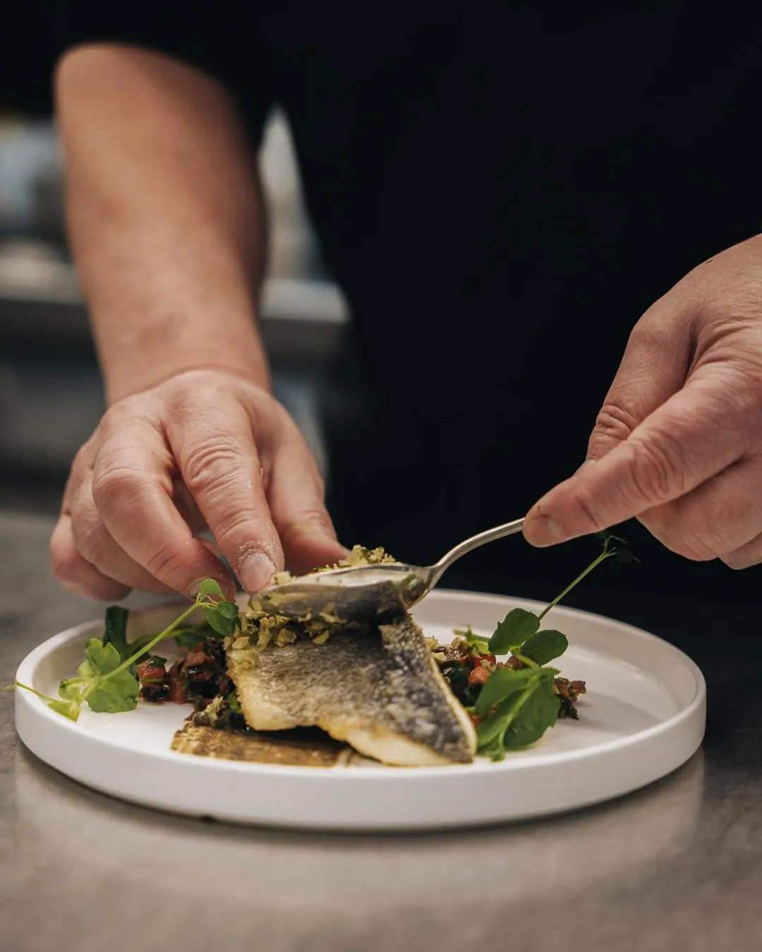 Restaurant/places to eat in The CORNR Hotel