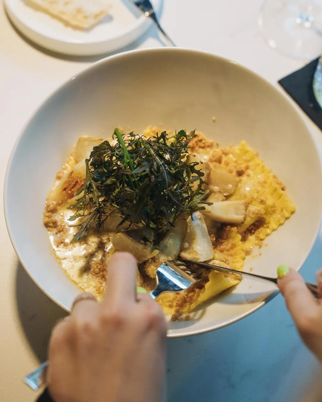 Restaurant/places to eat in The CORNR Hotel