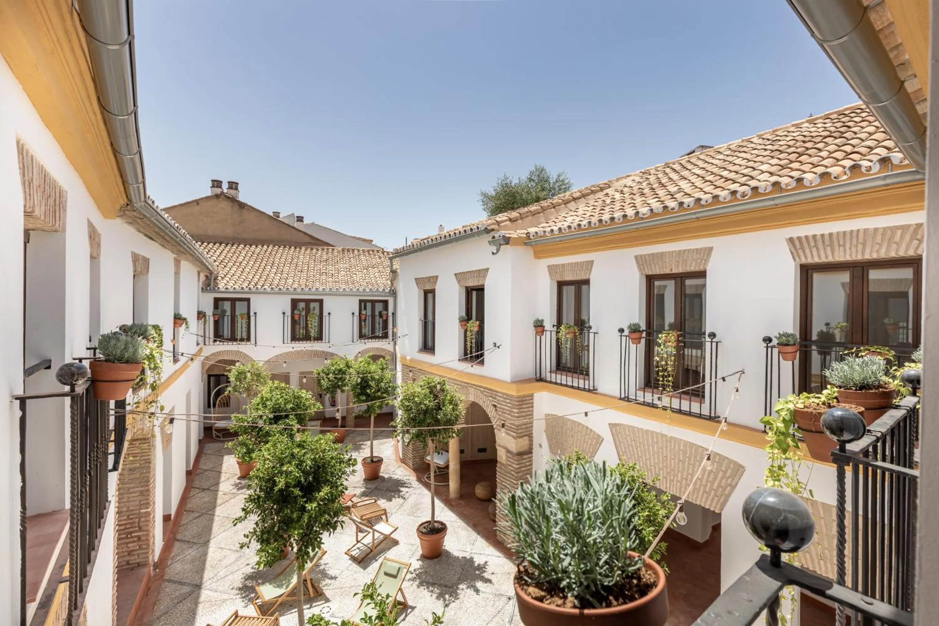 Property building in Líbere Córdoba Patio Santa Marta