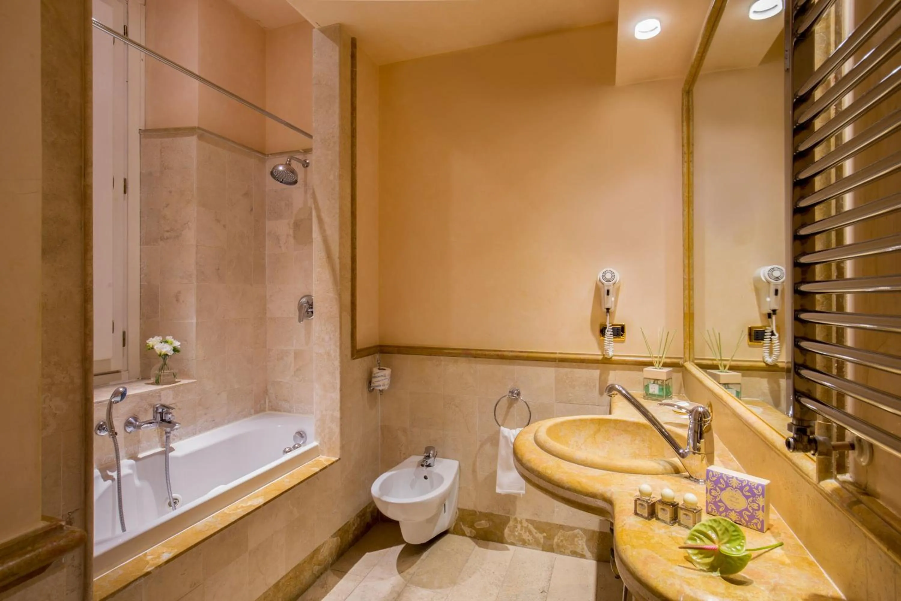 Bathroom in Albergo Ottocento