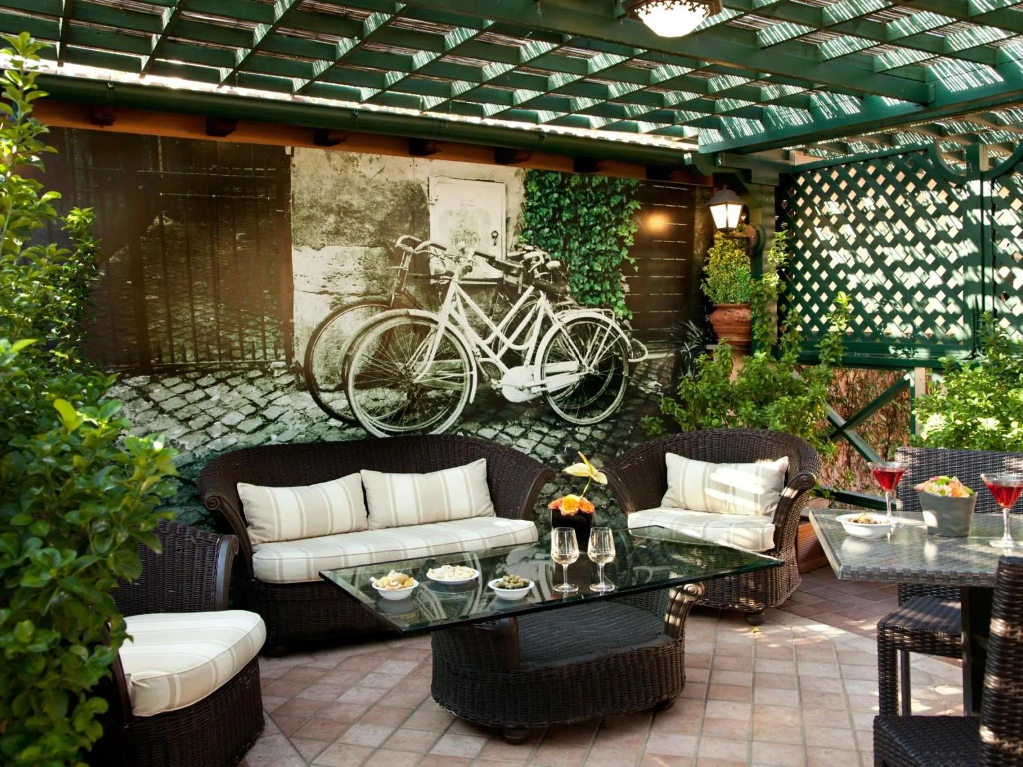 Restaurant/places to eat in Albergo Ottocento