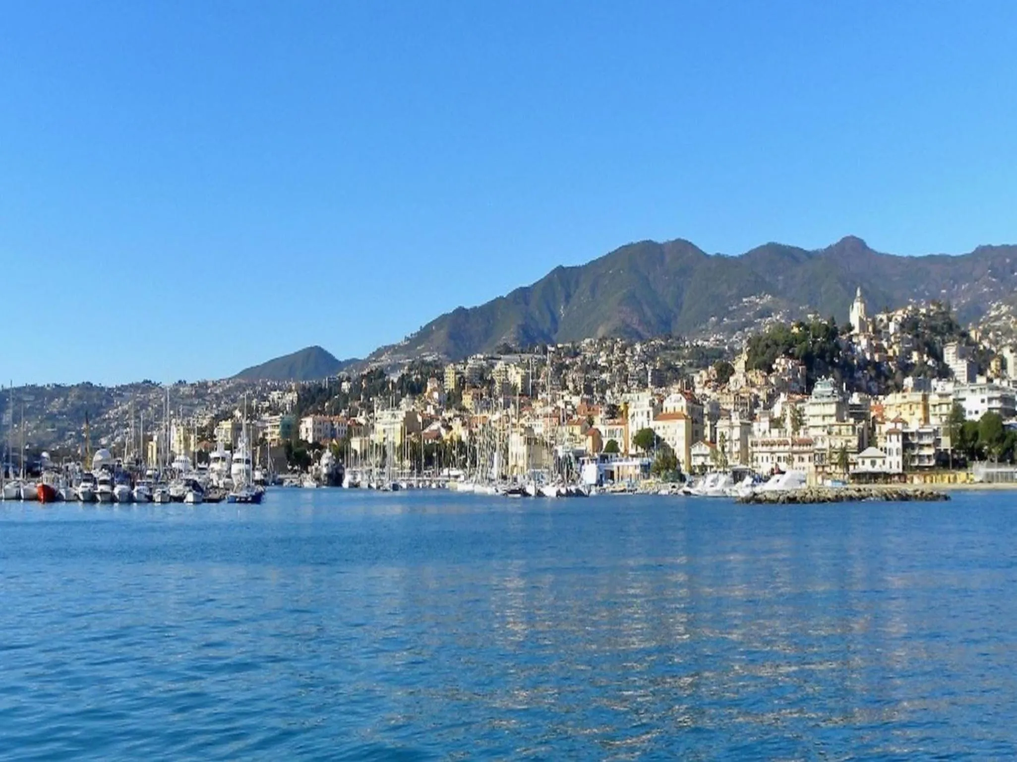 Winter in Hotel Paradiso