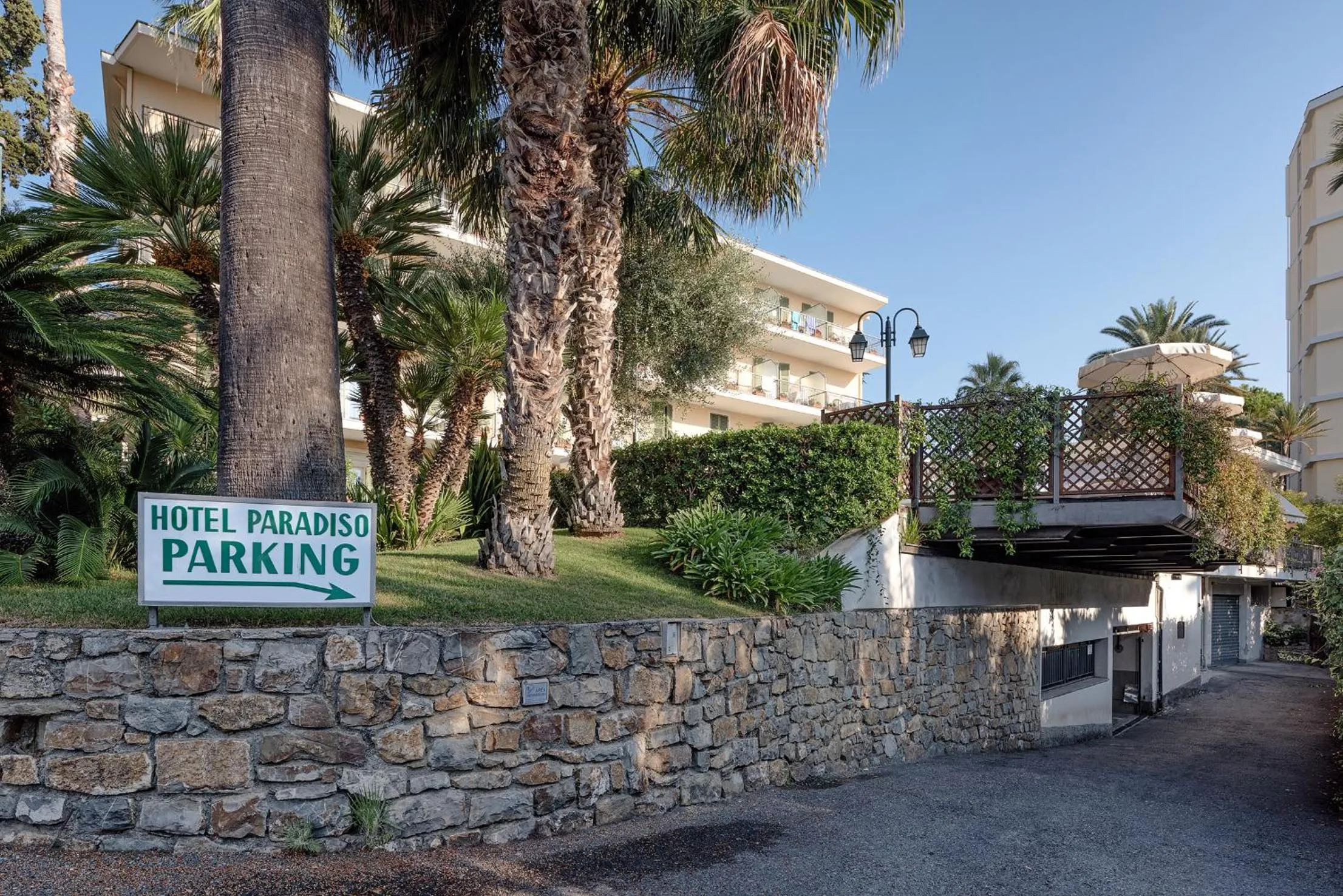 Property building in Hotel Paradiso