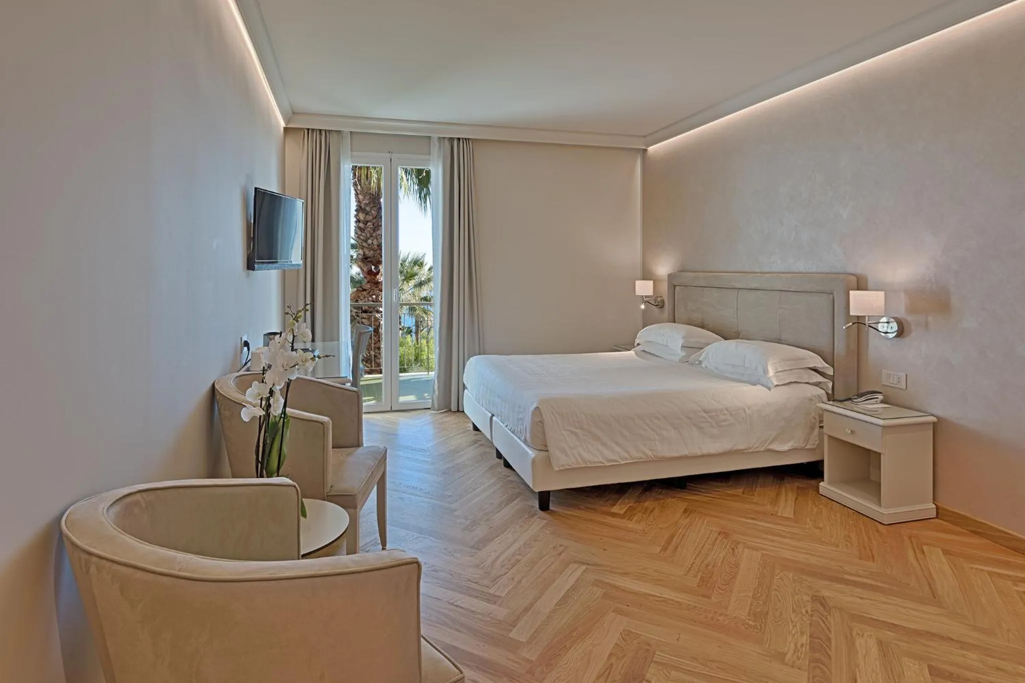 Bedroom, Bed in Hotel Paradiso