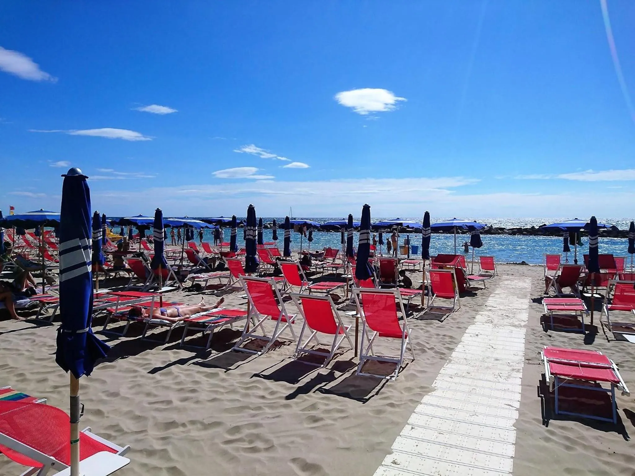 Day in Hotel Paradiso