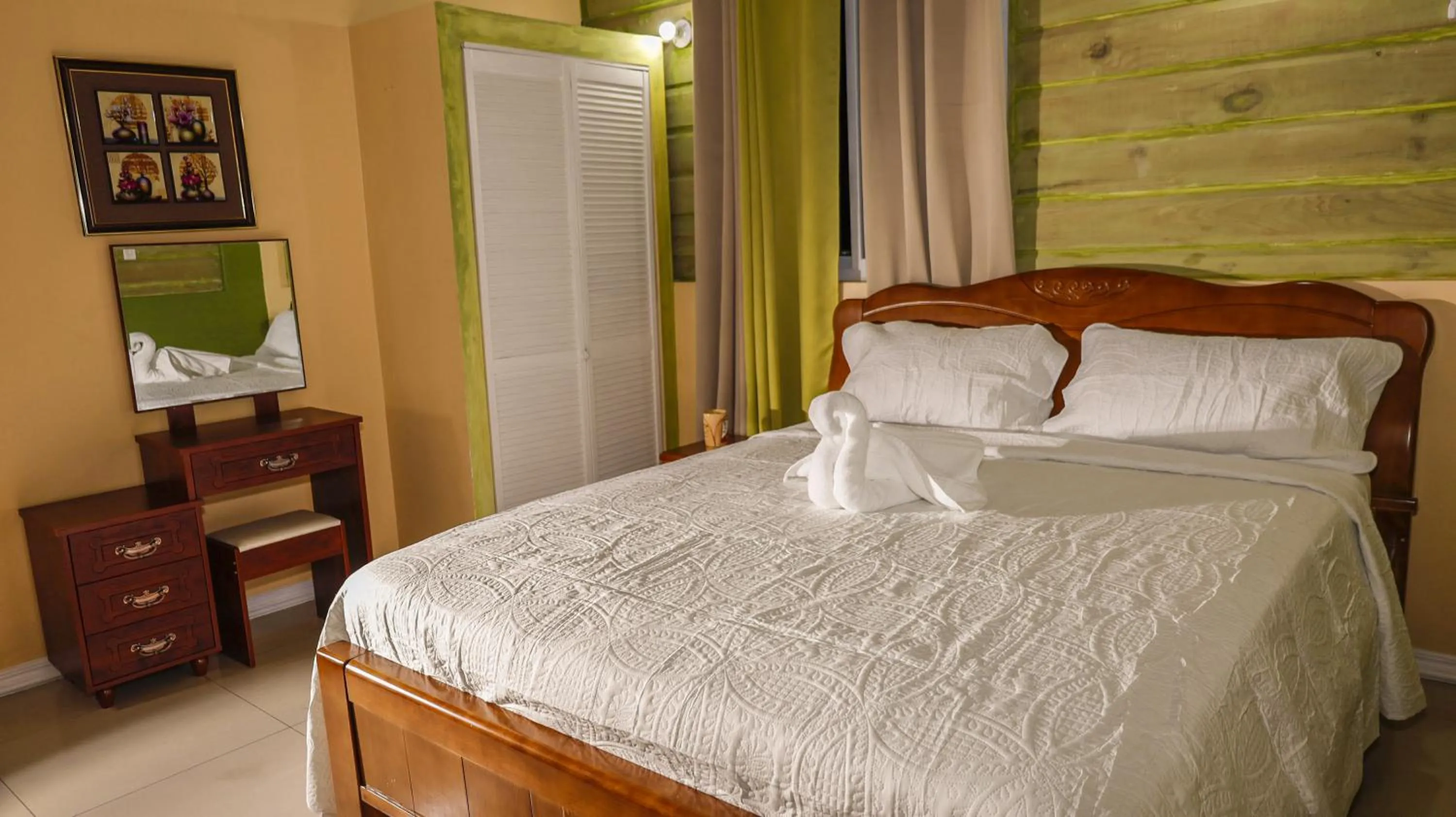 Bed in Incognito Culture Rooms