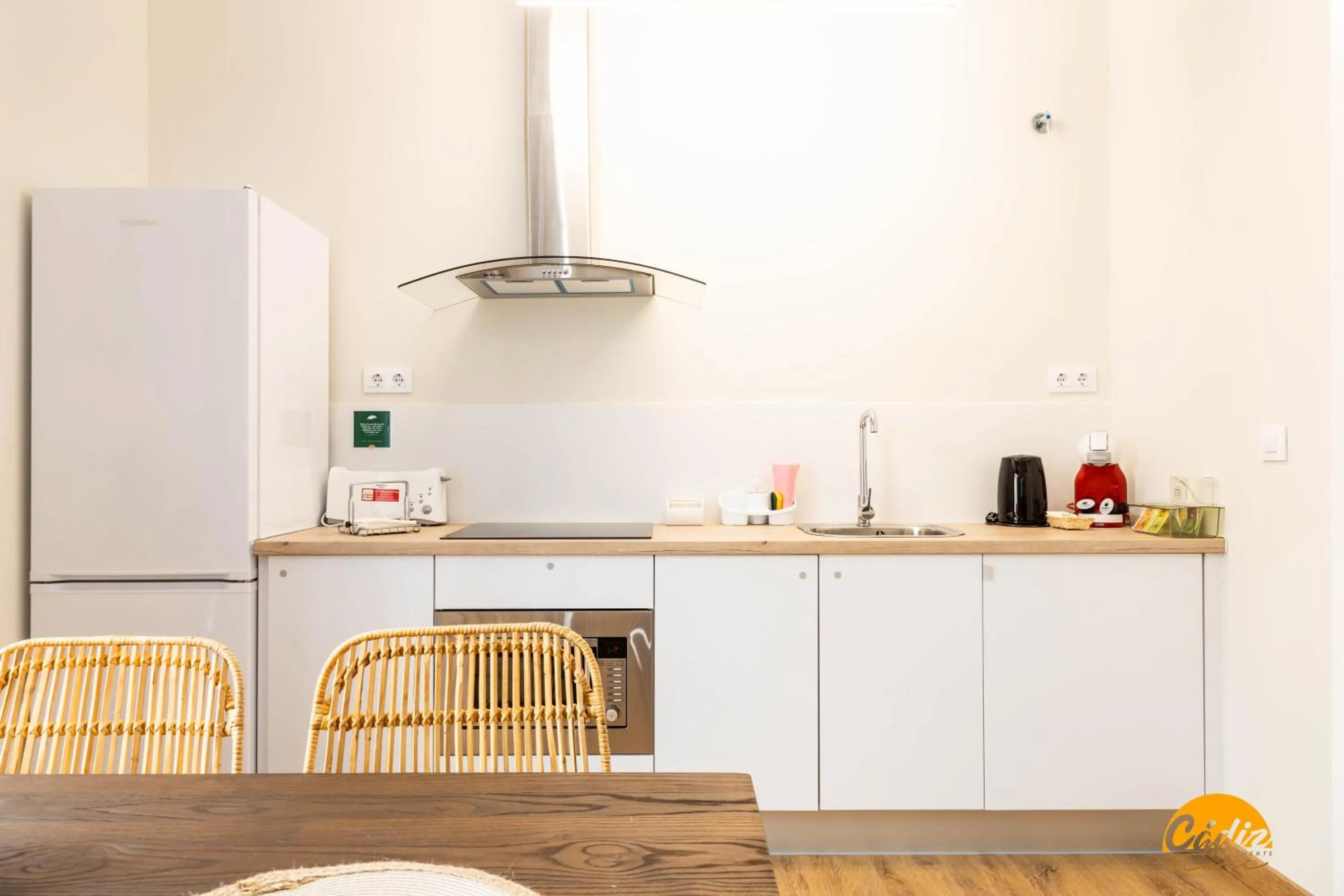 Carpenter's Home by Cadiz Time