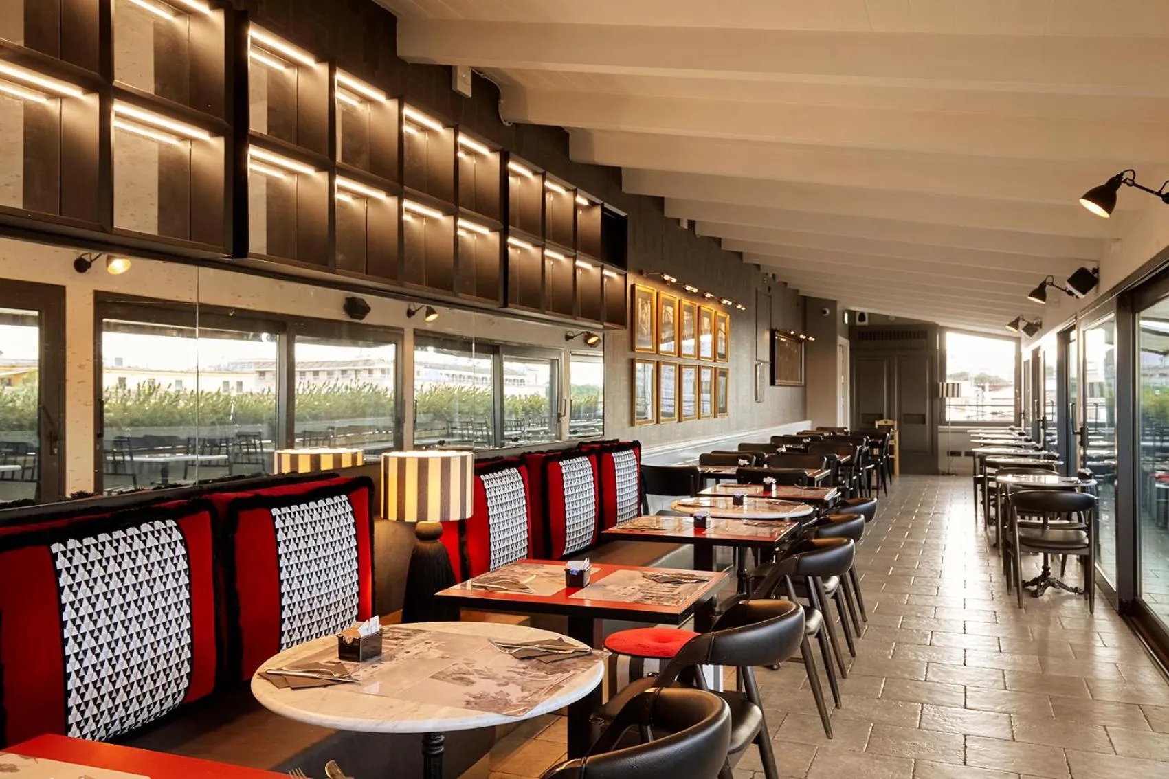 Breakfast in Trianon Borgo Pio Aparthotel