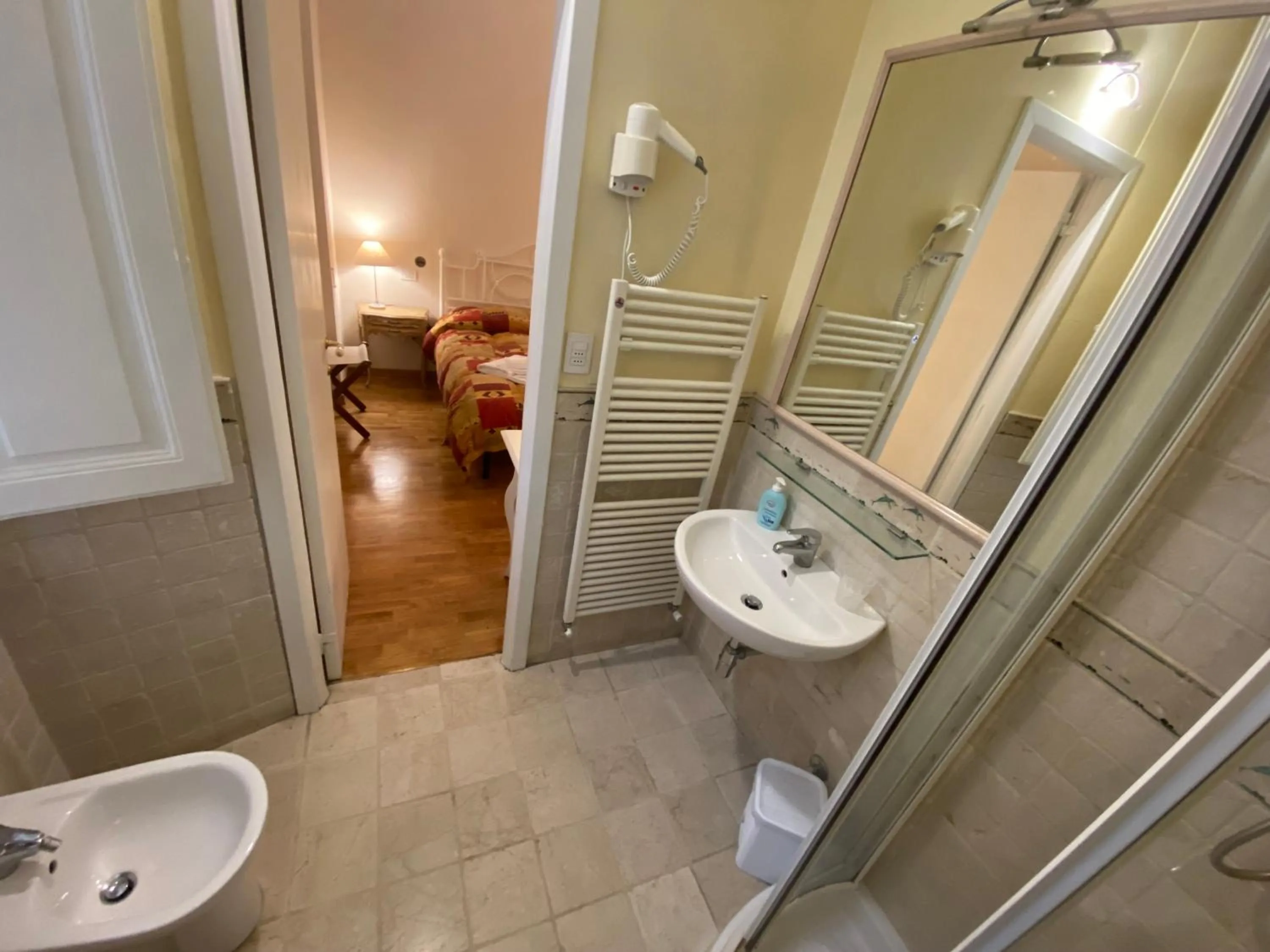 Bathroom, Bed in Relais Del Duomo